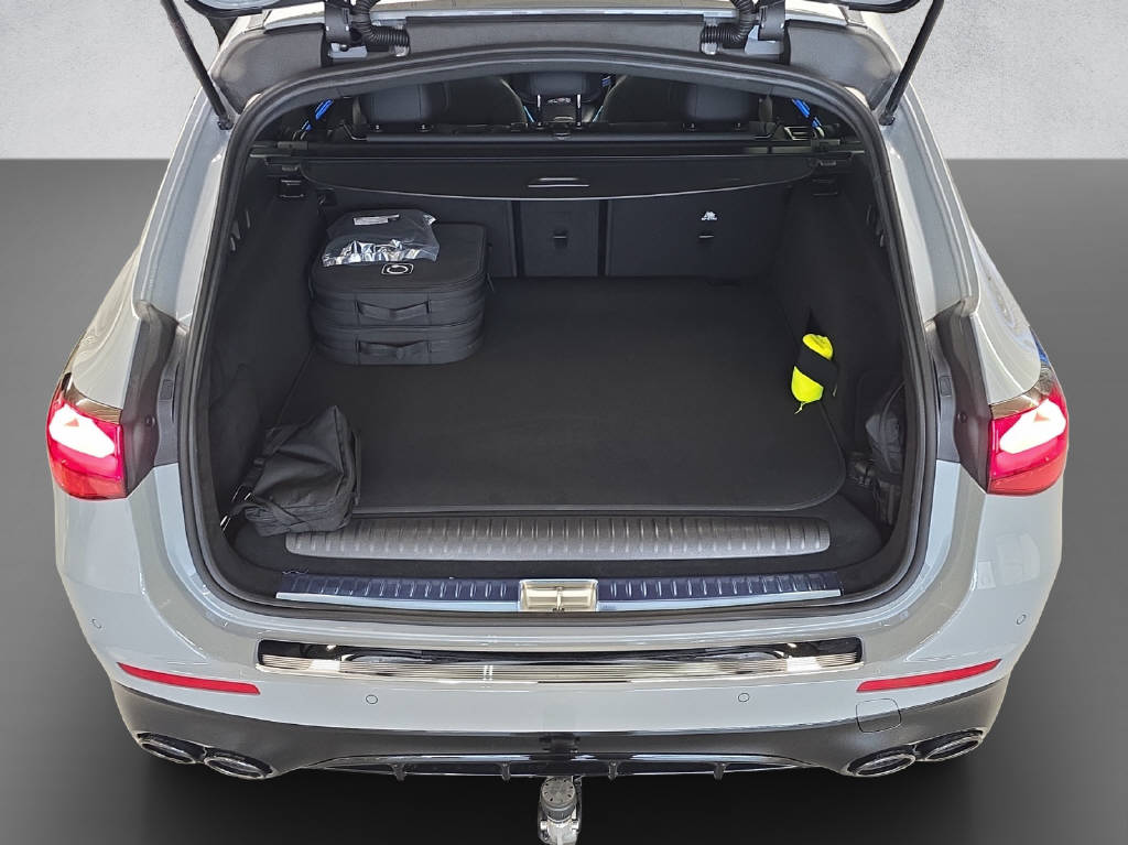MERCEDES-BENZ E 53 Hybrid AMG 4Matic+ T-Modell-image-7