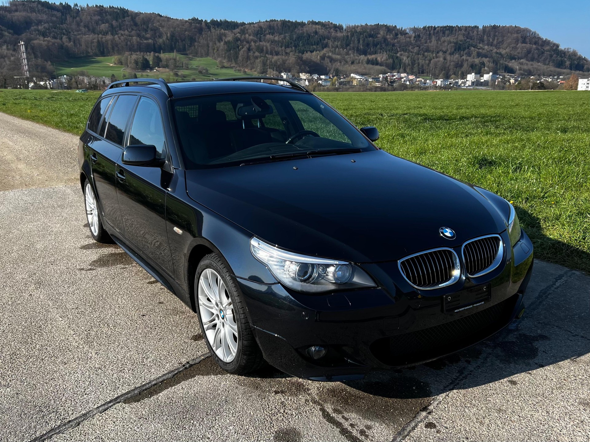 BMW 530xi Touring Steptronic-image-4