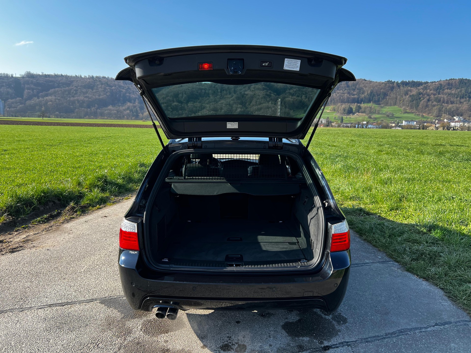BMW 530xi Touring Steptronic-image-10