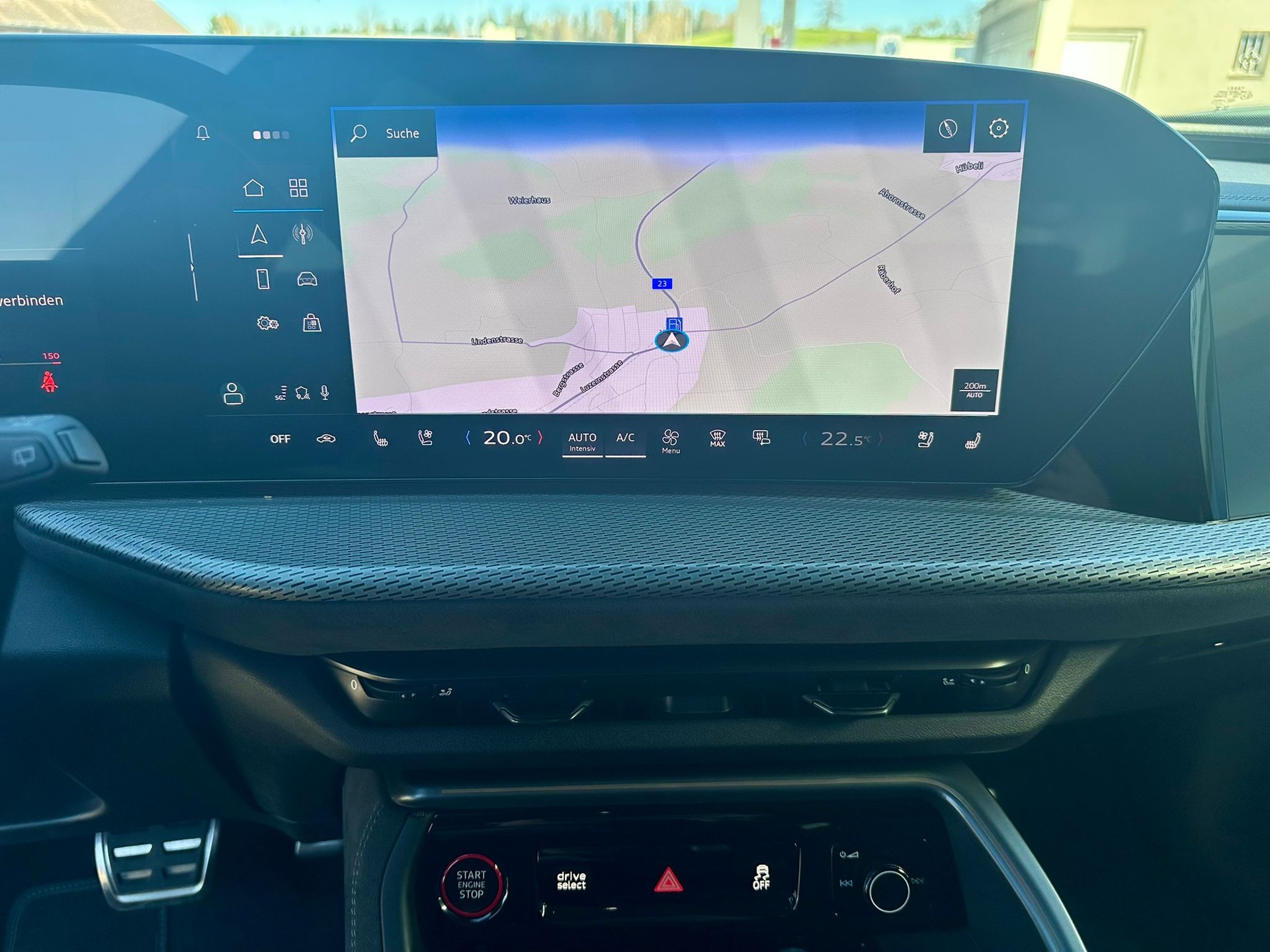 AUDI SQ5 TFSI quattro S-tronic-image-18