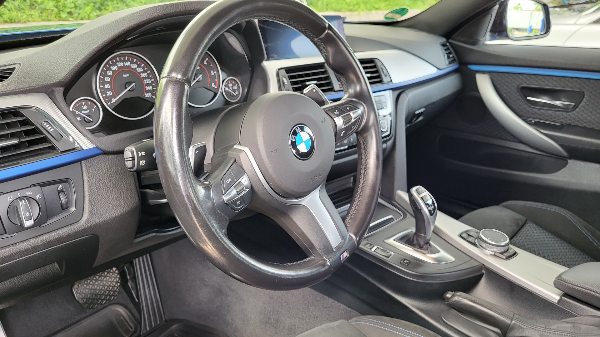 BMW 420d Gran Coupé xDrive M Sport Steptronic-image-5