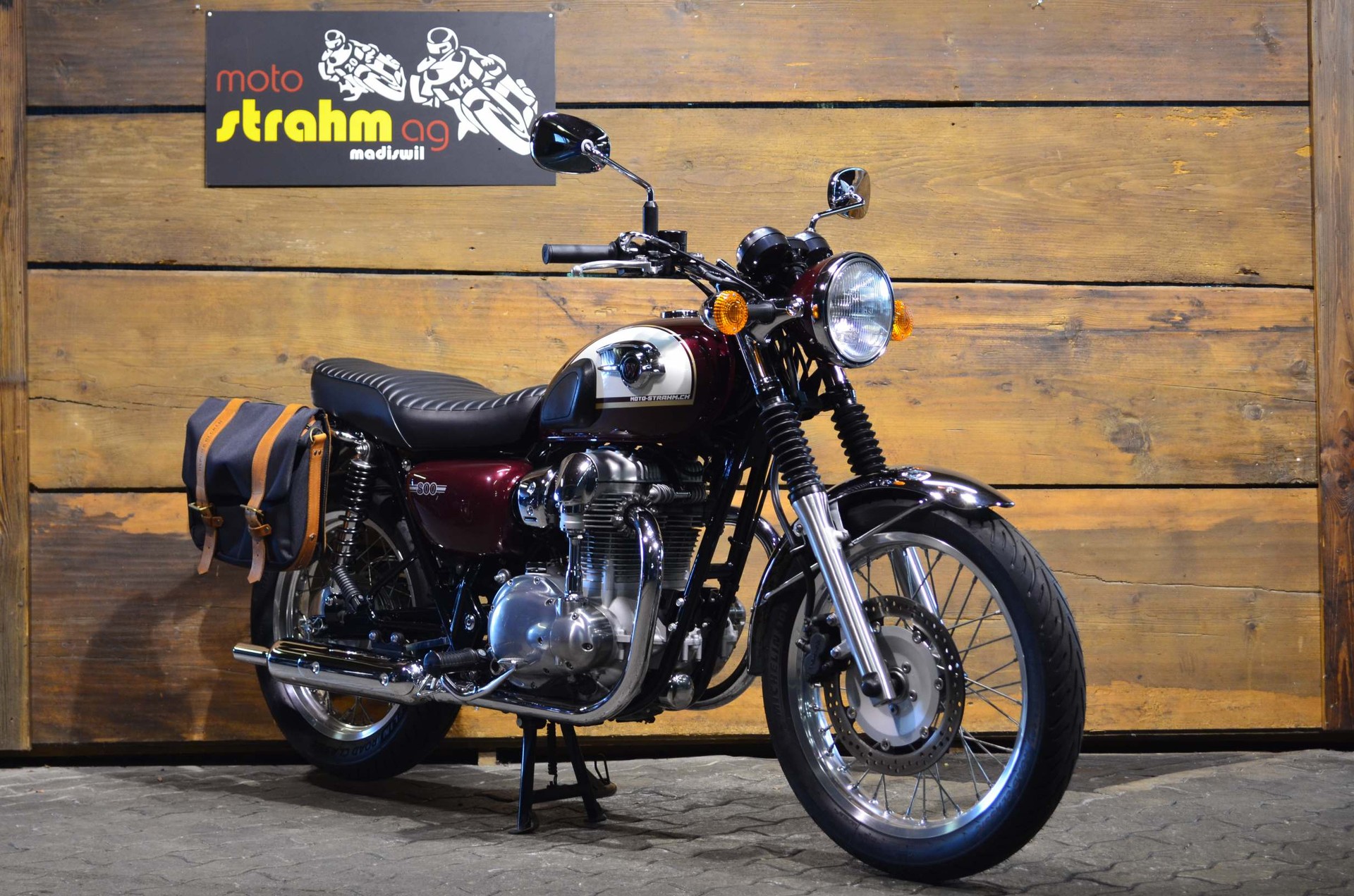 KAWASAKI W 800