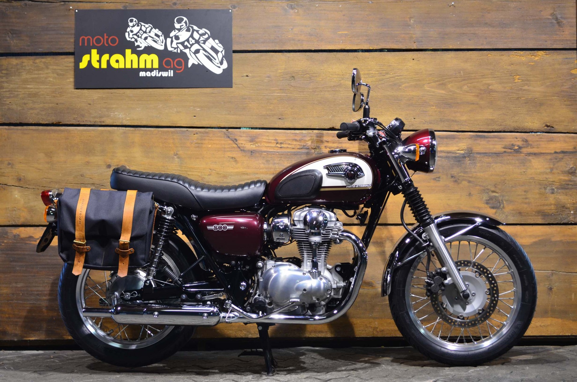 KAWASAKI W 800-showroom-element-1