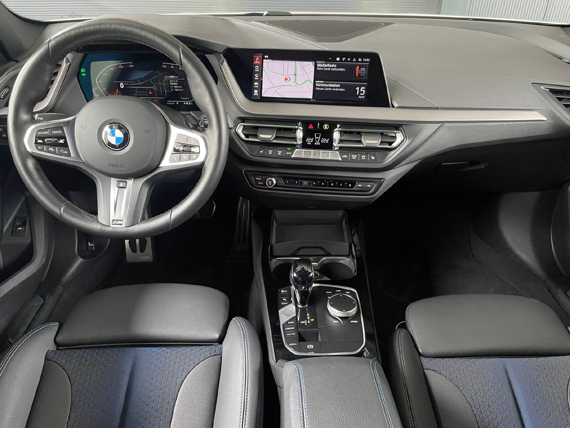 BMW 118i-image-6