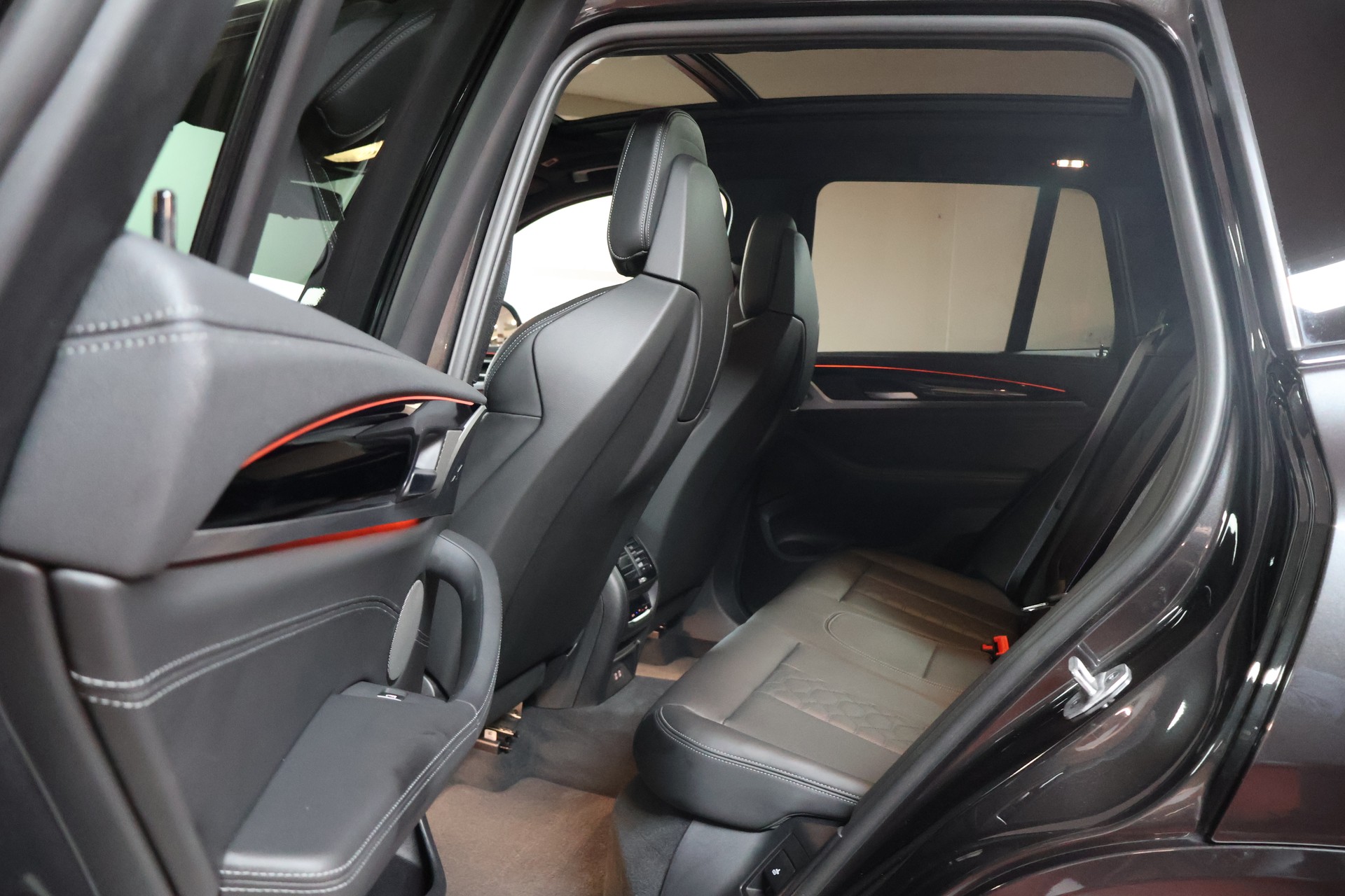 BMW X3 xDrive M Competition Steptronic-image-17