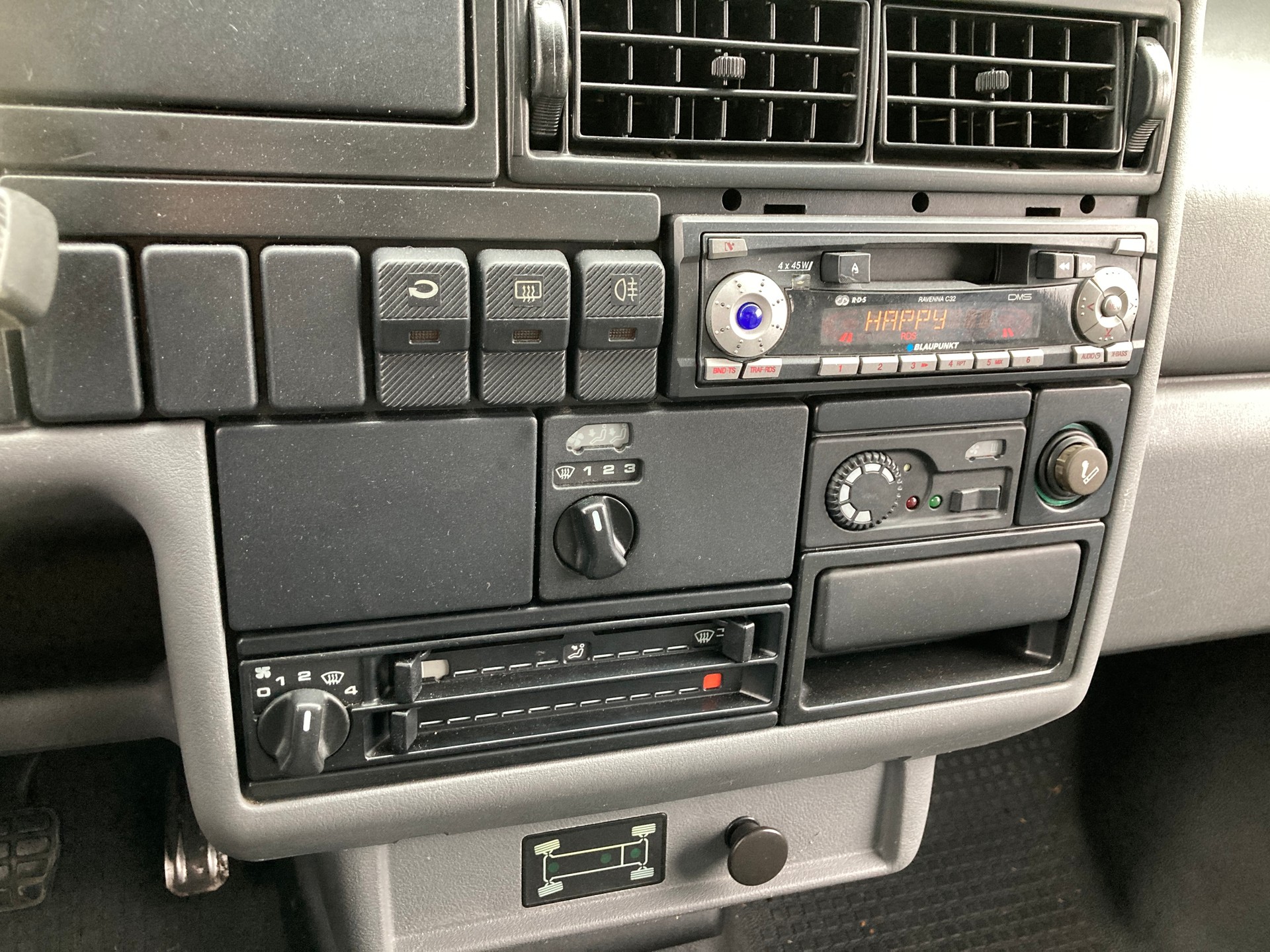 VW T4 2.5 syncro Lang **4x4**Diffsperre hinten**-image-8