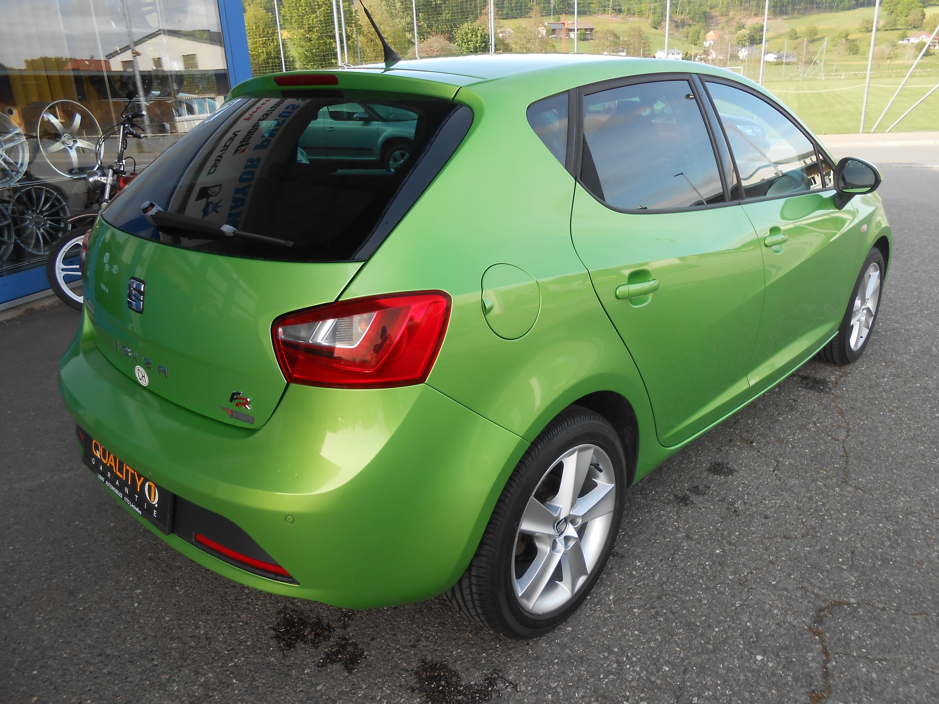 SEAT Ibiza 1.2 TSI FR Viva-image-4