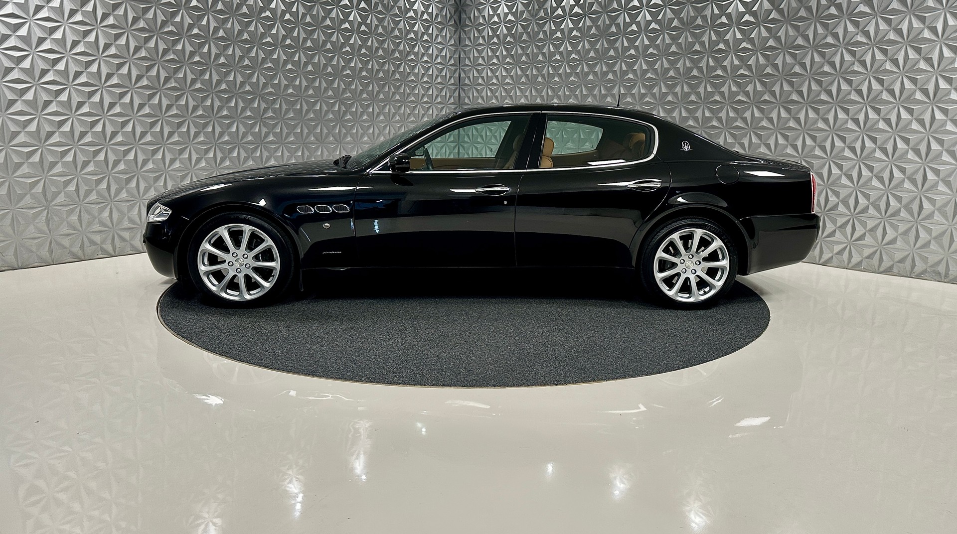 MASERATI Quattroporte 4.2 V8 Executive GT Automatica-image-7
