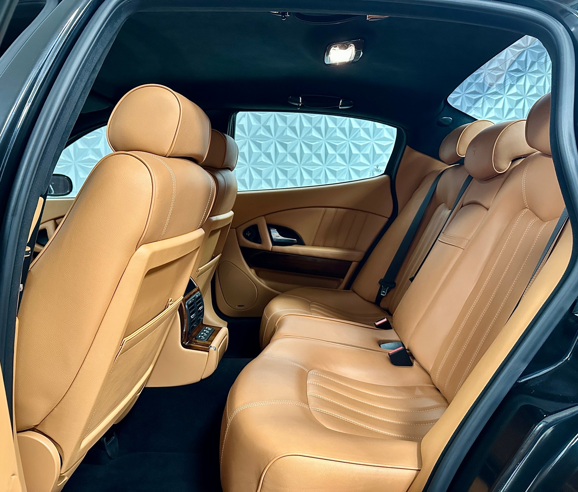MASERATI Quattroporte 4.2 V8 Executive GT Automatica-image-14
