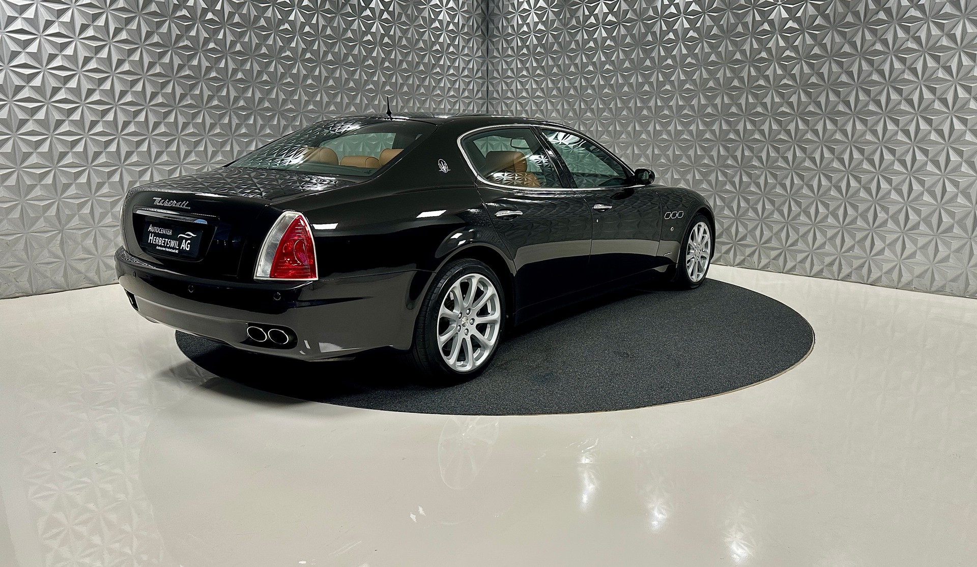 MASERATI Quattroporte 4.2 V8 Executive GT Automatica-image-4