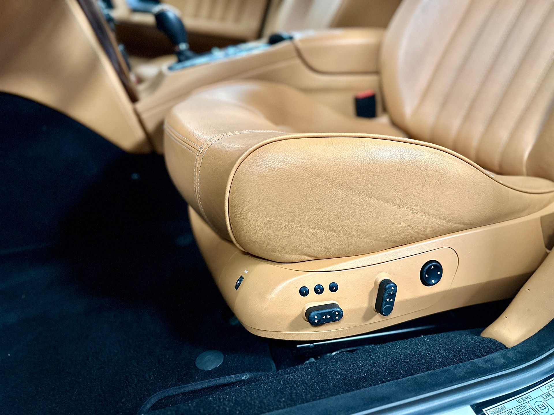 MASERATI Quattroporte 4.2 V8 Executive GT Automatica-image-12