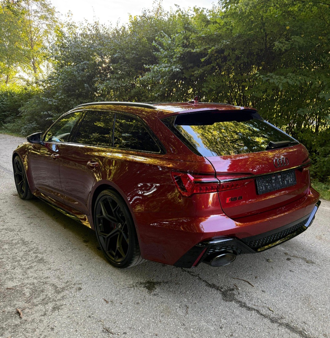 AUDI RS6 Avant 4.0 TFSI V8 Performance quattro-image-2