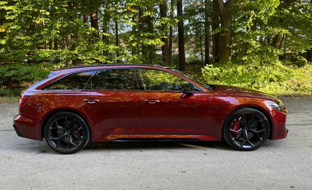 AUDI RS6 Avant 4.0 TFSI V8 Performance quattro-image-5
