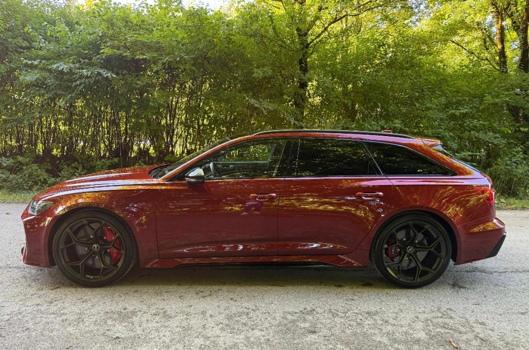 AUDI RS6 Avant 4.0 TFSI V8 Performance quattro-image-4