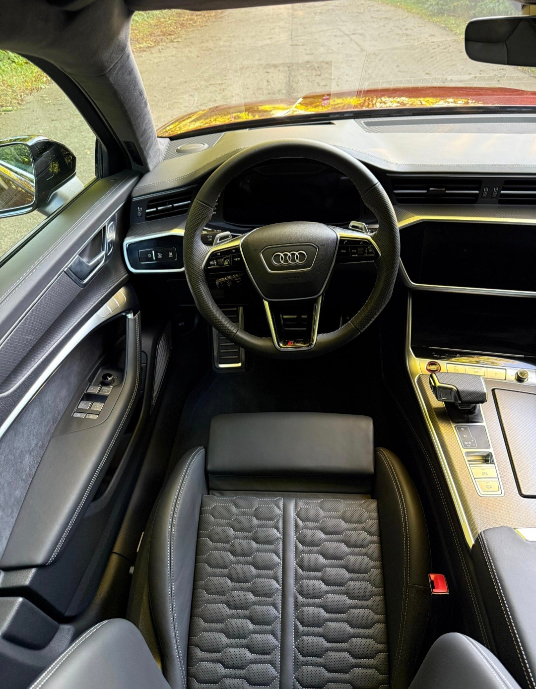 AUDI RS6 Avant 4.0 TFSI V8 Performance quattro-image-10