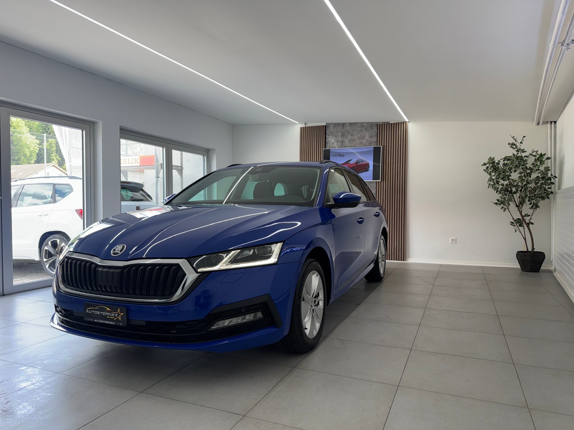 SKODA Octavia Combi 2.0 TDI DSG Style*CH-Fahrzeug*Frisch MFK*-image-0