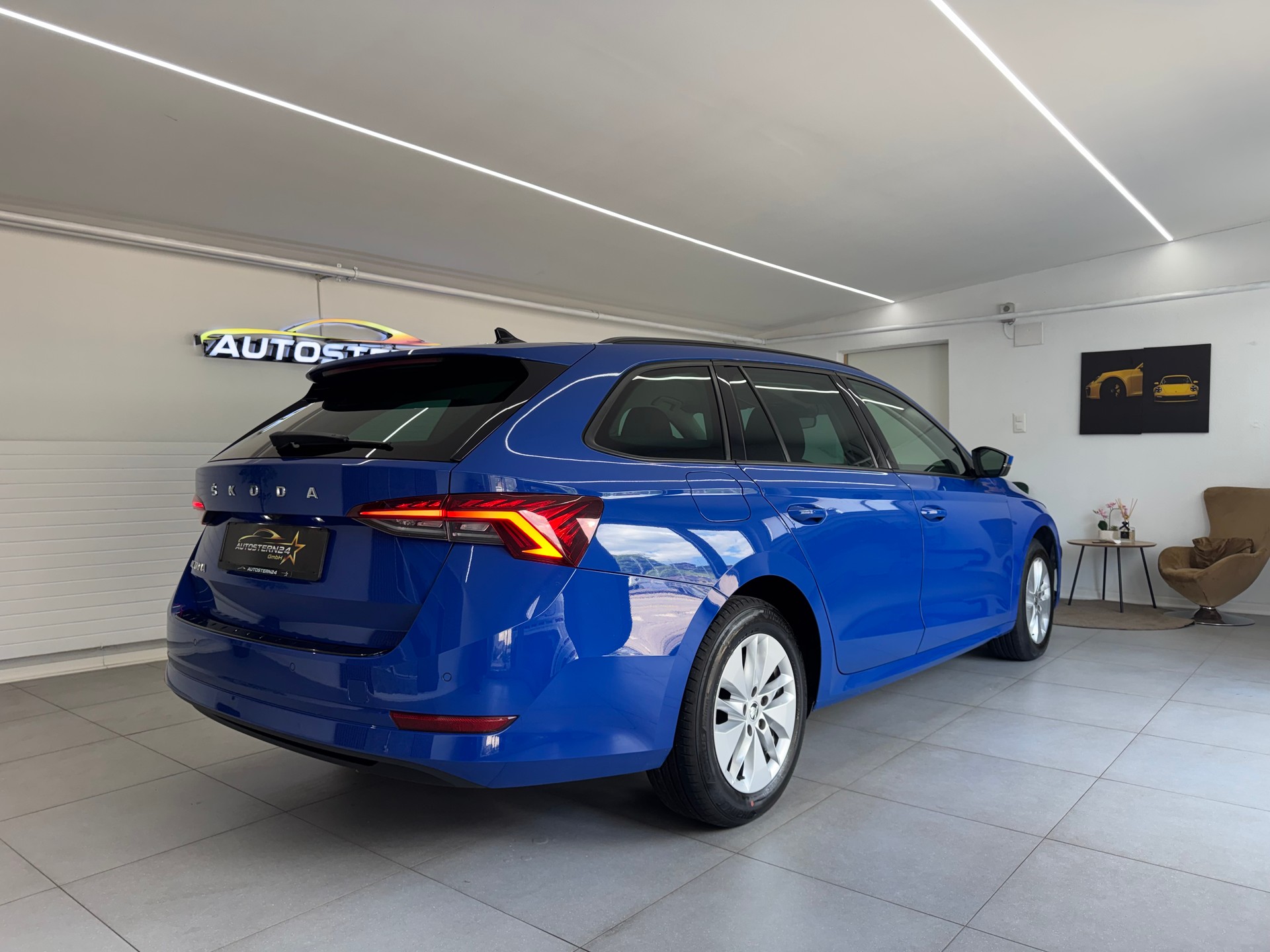 SKODA Octavia Combi 2.0 TDI DSG Style*CH-Fahrzeug*Frisch MFK*-image-5