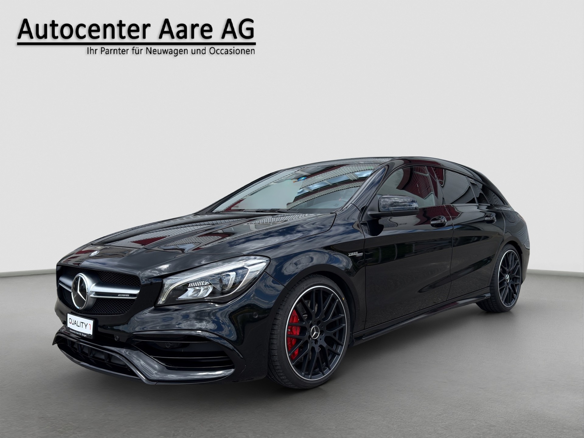 MERCEDES-BENZ CLA Shooting Brake 45 AMG 4Matic Speedshift-image-2