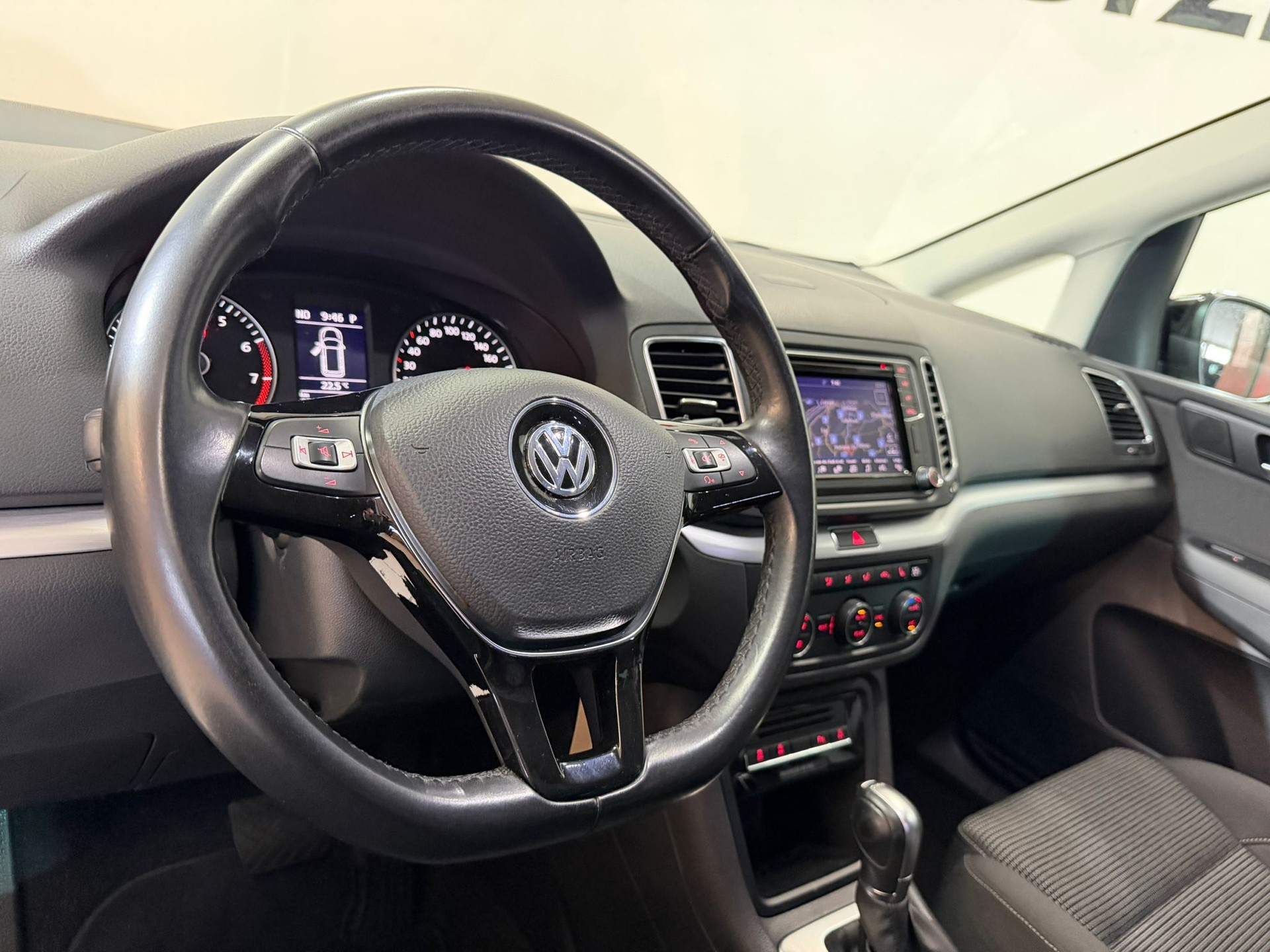 VW Sharan 1.4 TSI BlMT Comfortline DSG-image-5