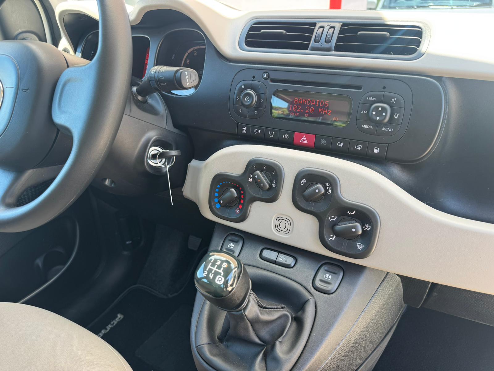 FIAT Panda 0.9 Twinair Turbo NP Easy-image-17