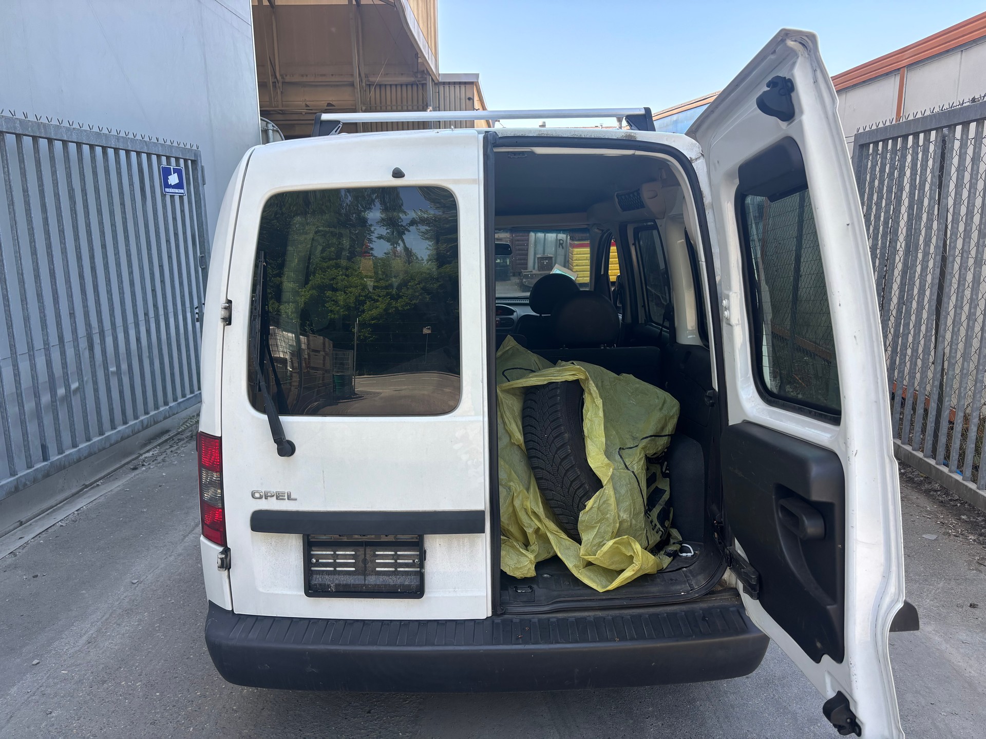 OPEL Combo 1.6 CNG ecoFLEX Enjoy-image-5