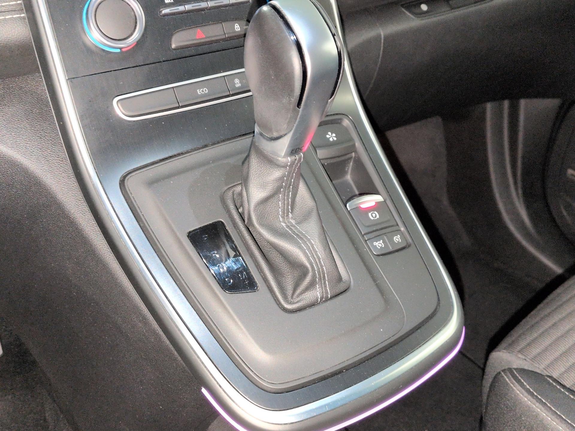 RENAULT Grand Scénic 1.3 16V Turbo Intens EDC-image-11