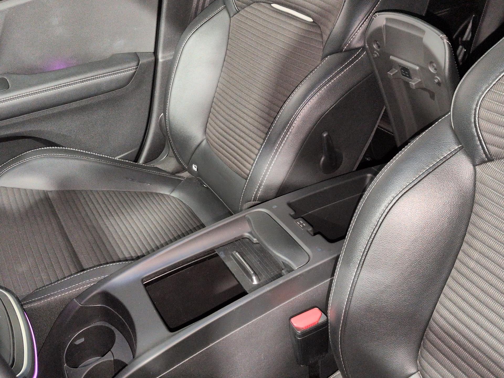 RENAULT Grand Scénic 1.3 16V Turbo Intens EDC-image-18