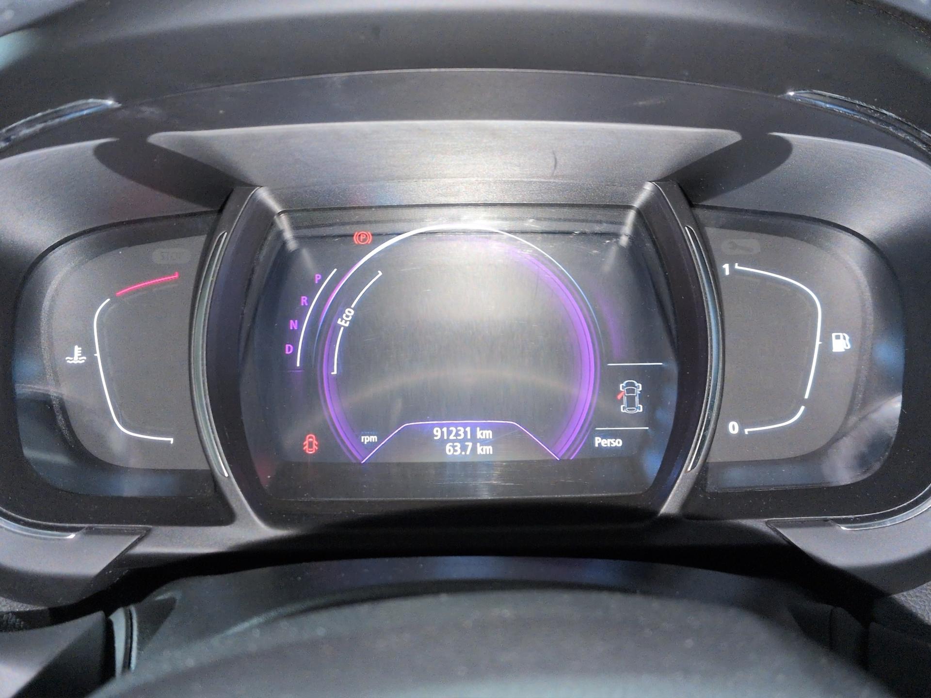 RENAULT Grand Scénic 1.3 16V Turbo Intens EDC-image-10