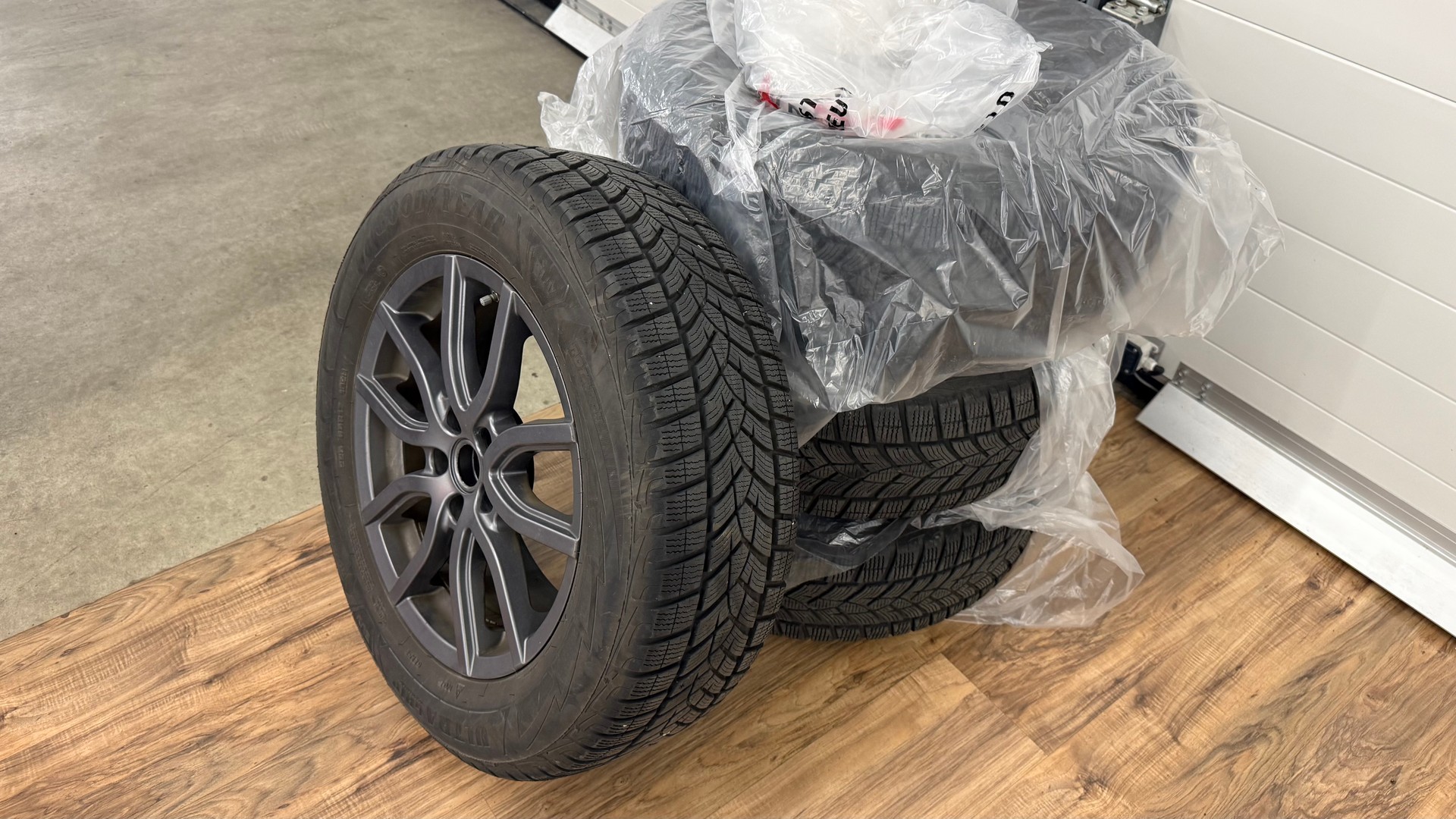 LAND ROVER Range Rover Evoque 2.0 TD4 SE AT9-image-13