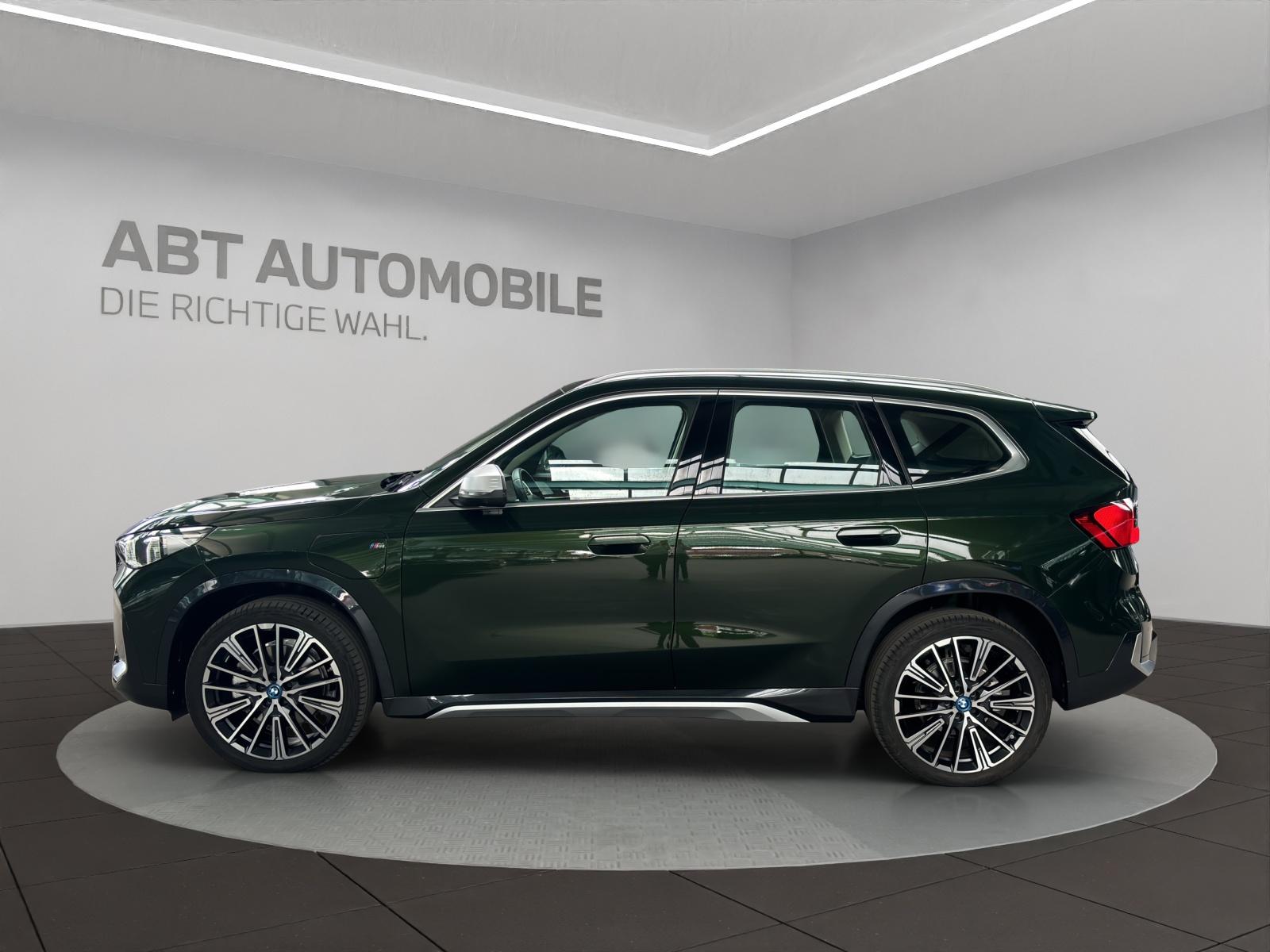 BMW X1 30e xDrive-image-3
