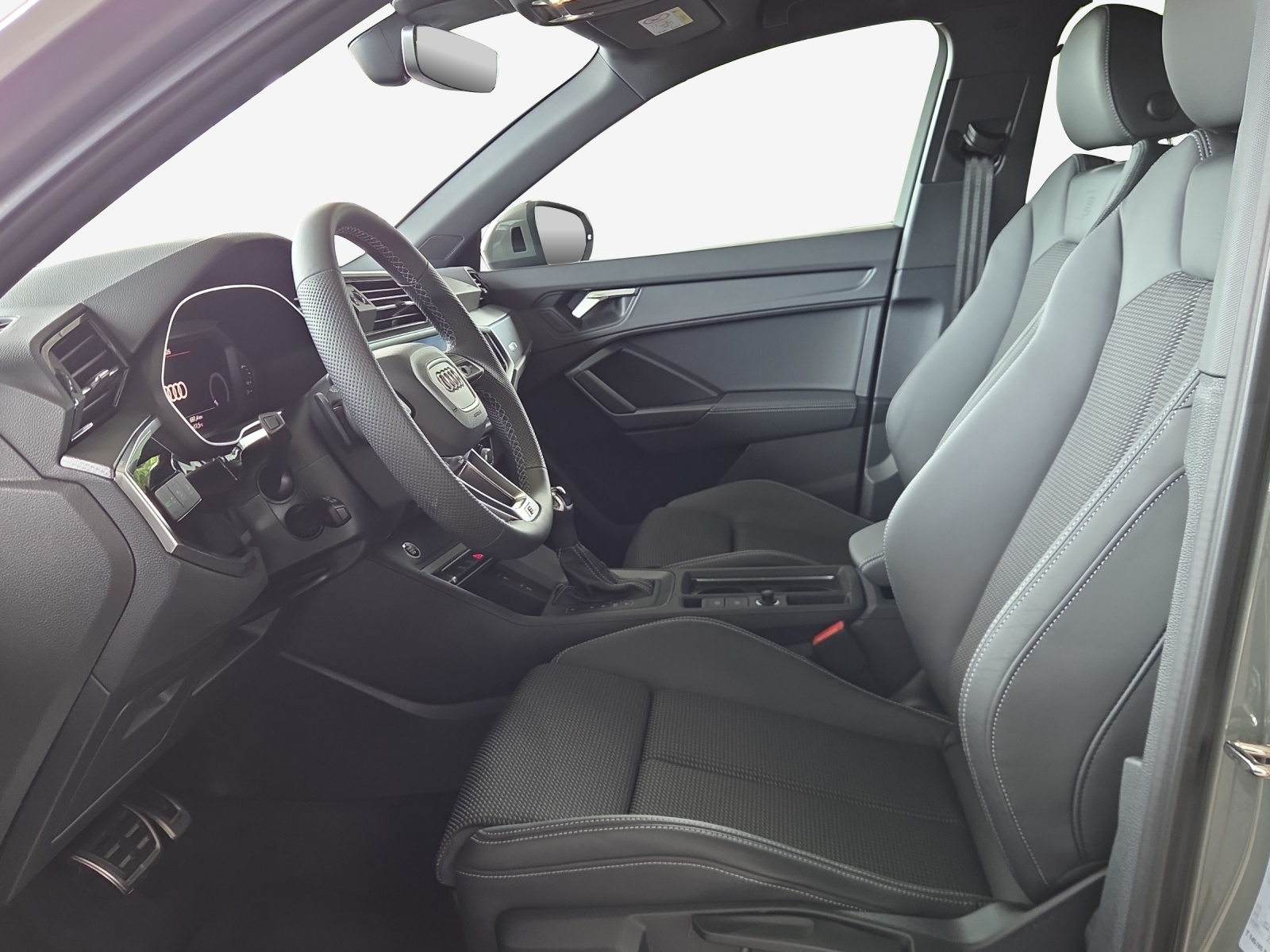 AUDI Q3 35 TFSI advanced Attraction S-tronic-image-7
