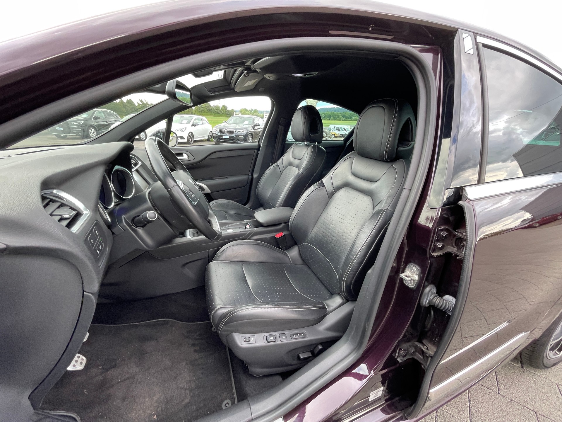 DS AUTOMOBILES DS 4 1.2 Pure Tech Faubourg Addict-image-11
