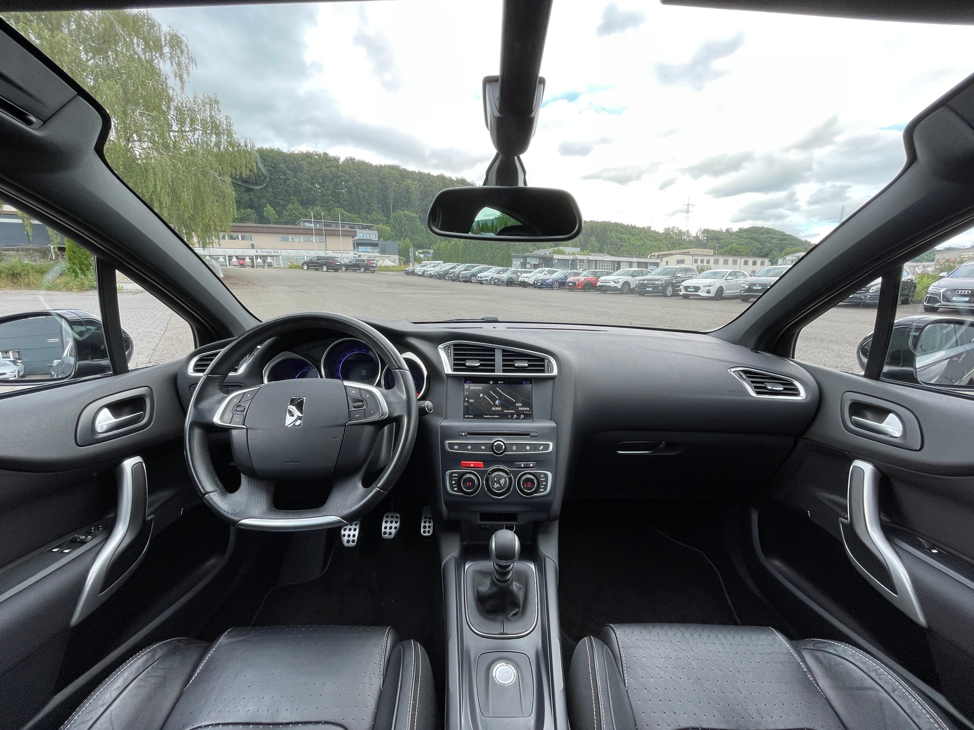 DS AUTOMOBILES DS 4 1.2 Pure Tech Faubourg Addict-image-7