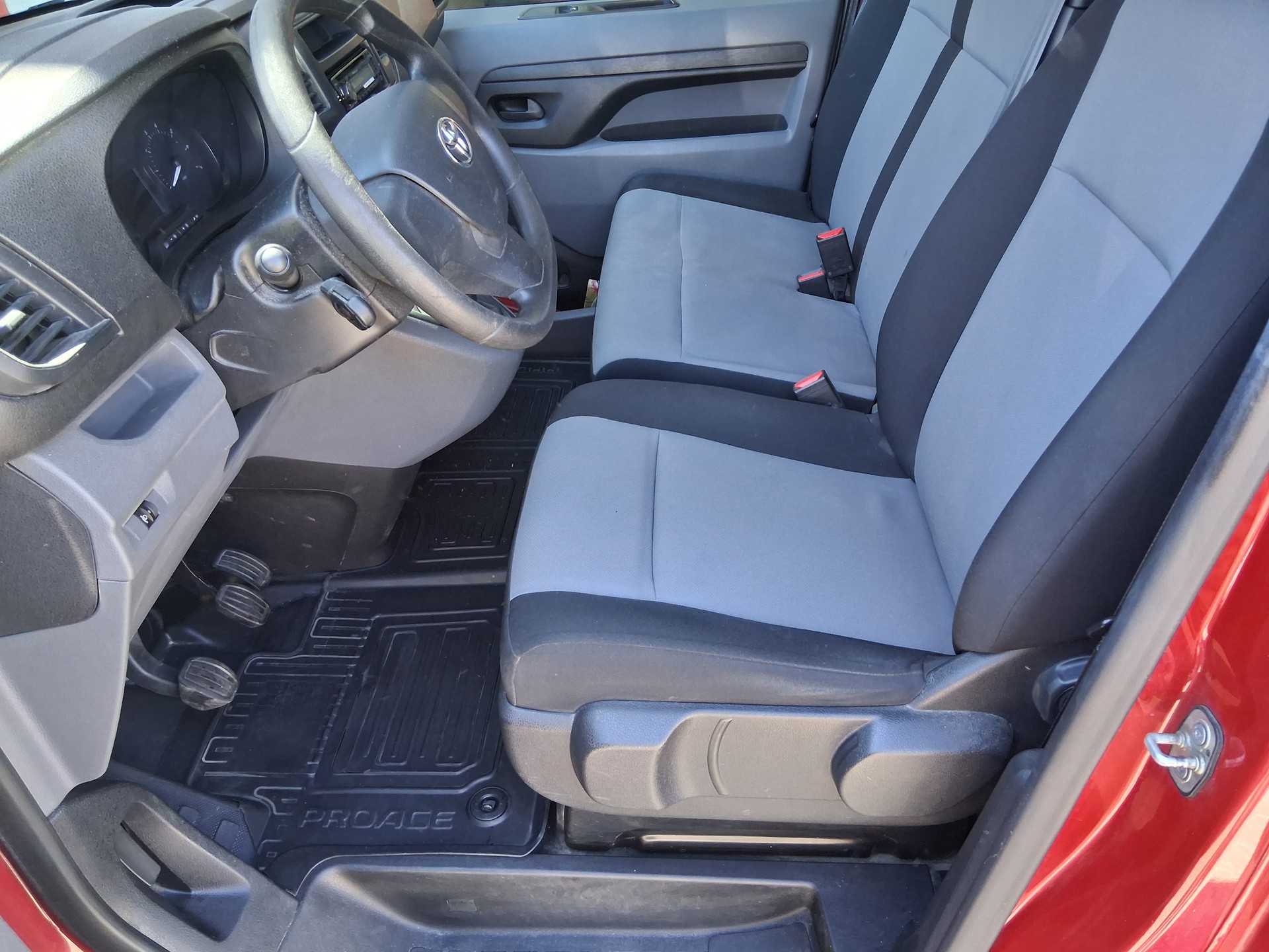 TOYOTA Proace 1.6D Panel Van L1 Terra-image-9