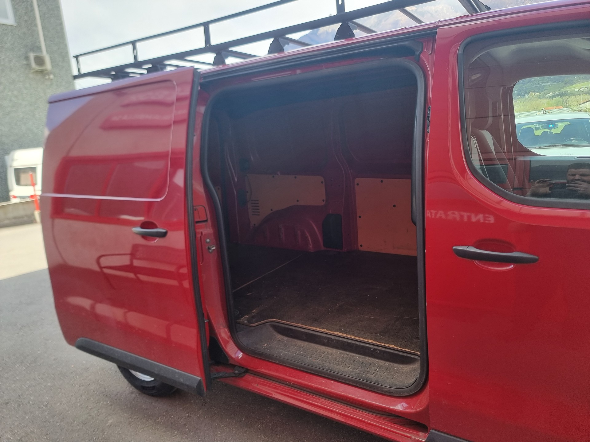TOYOTA Proace 1.6D Panel Van L1 Terra-image-13