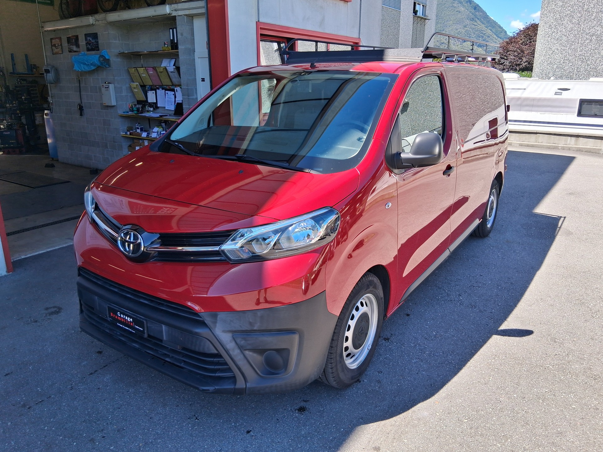 TOYOTA Proace 1.6D Panel Van L1 Terra-image-2