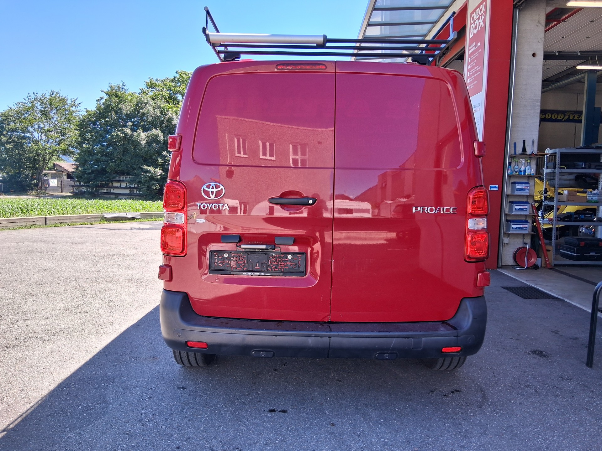 TOYOTA Proace 1.6D Panel Van L1 Terra-image-7