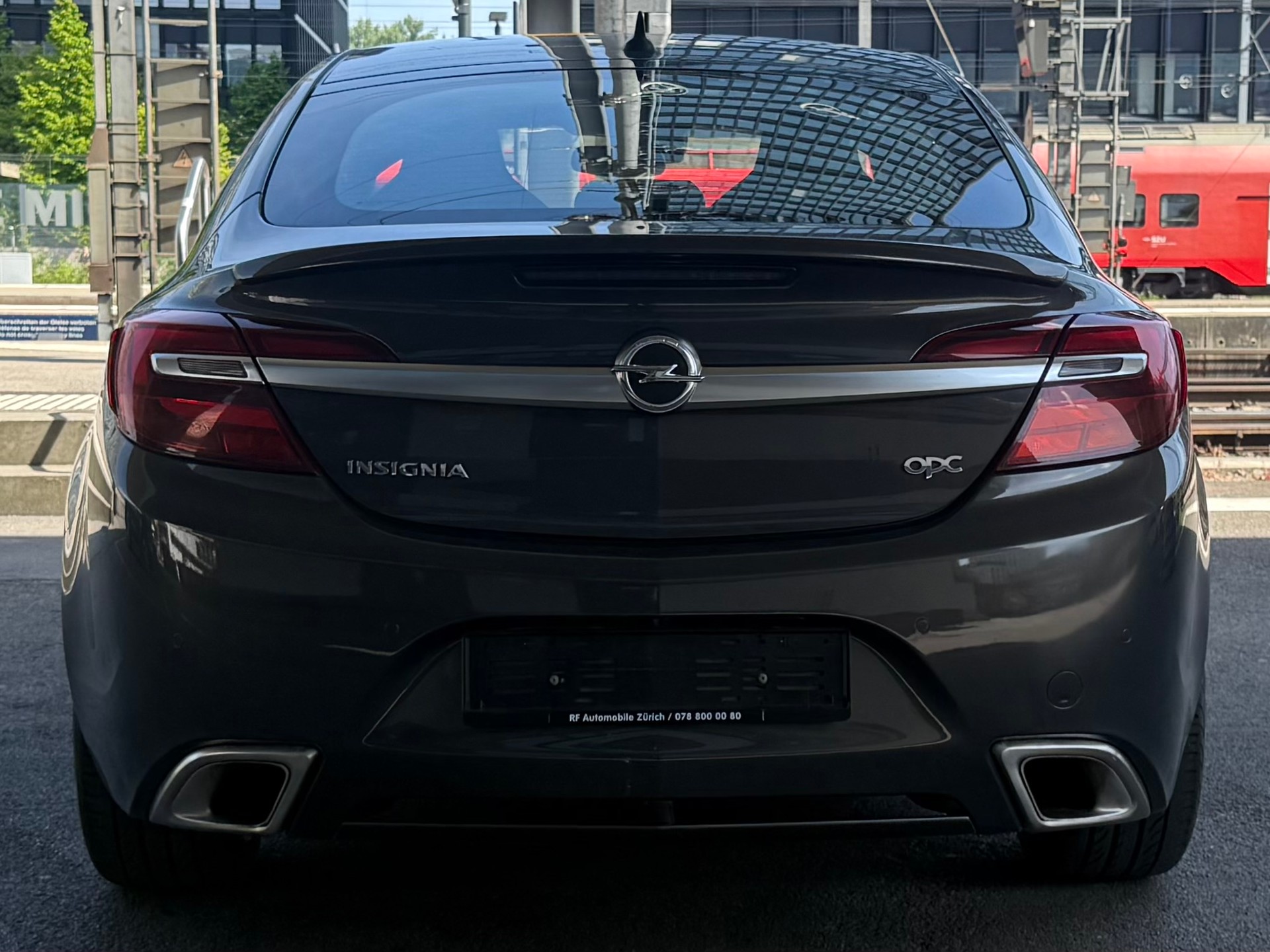 OPEL Insignia 2.8 Turbo OPC 4WD-image-12