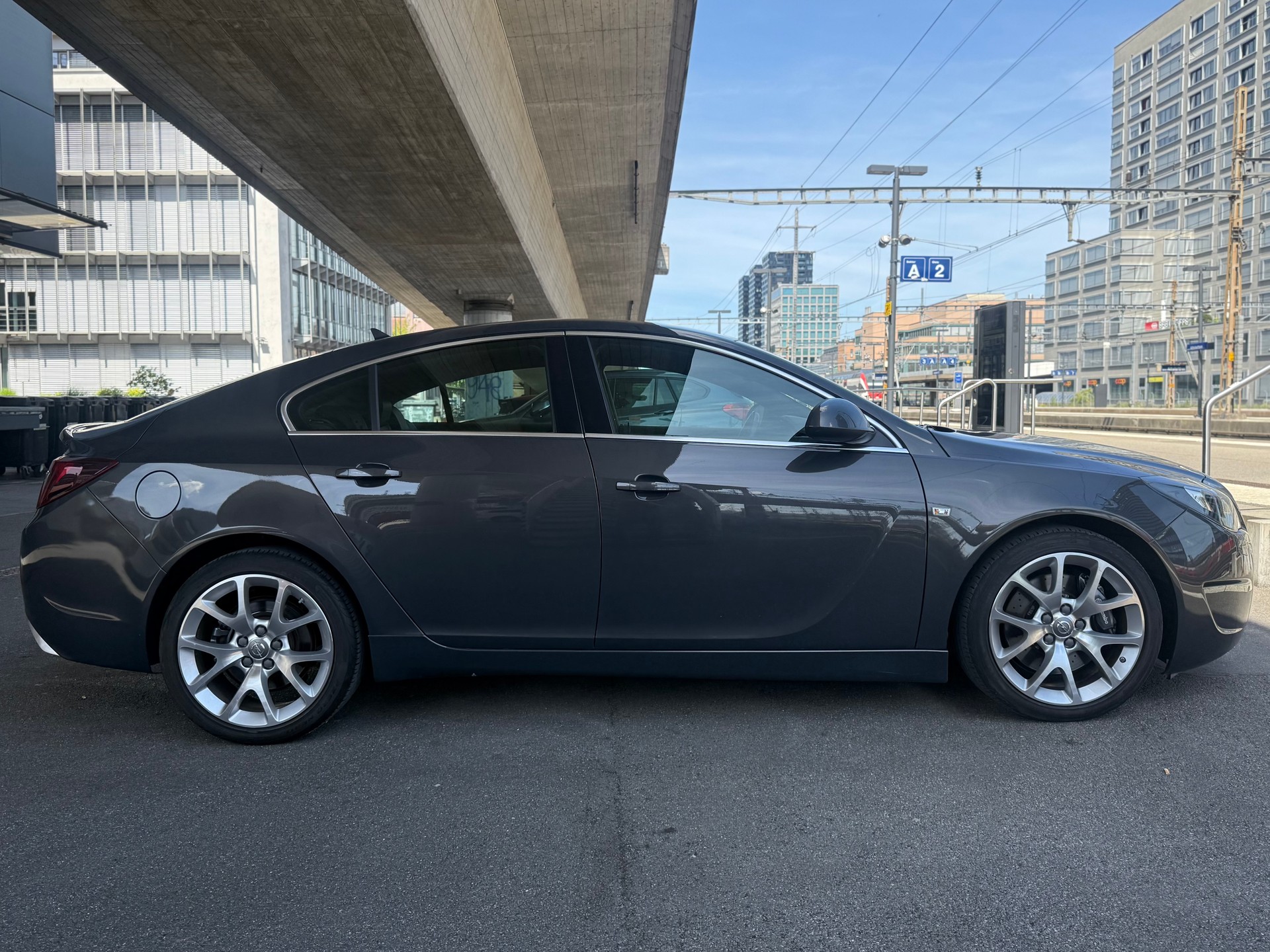 OPEL Insignia 2.8 Turbo OPC 4WD-image-3