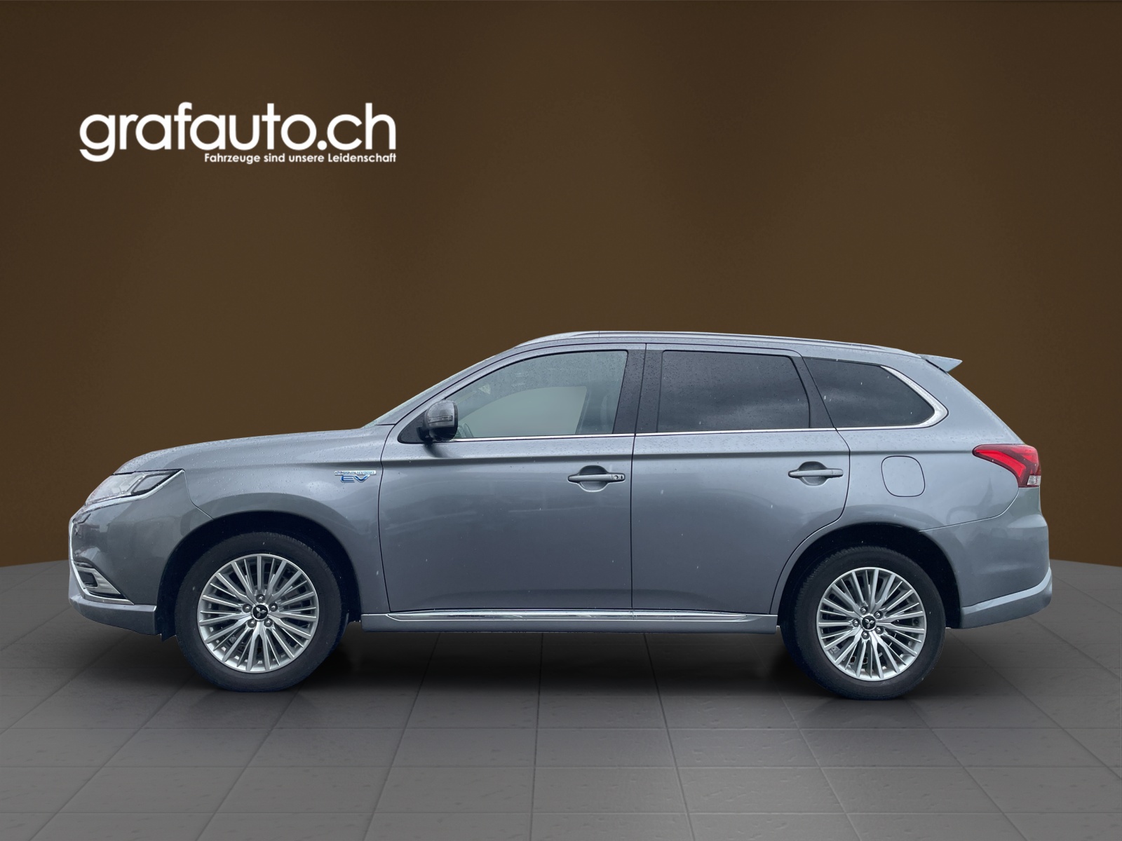 MITSUBISHI Outlander 2.4 PHEV Diamond-image-0