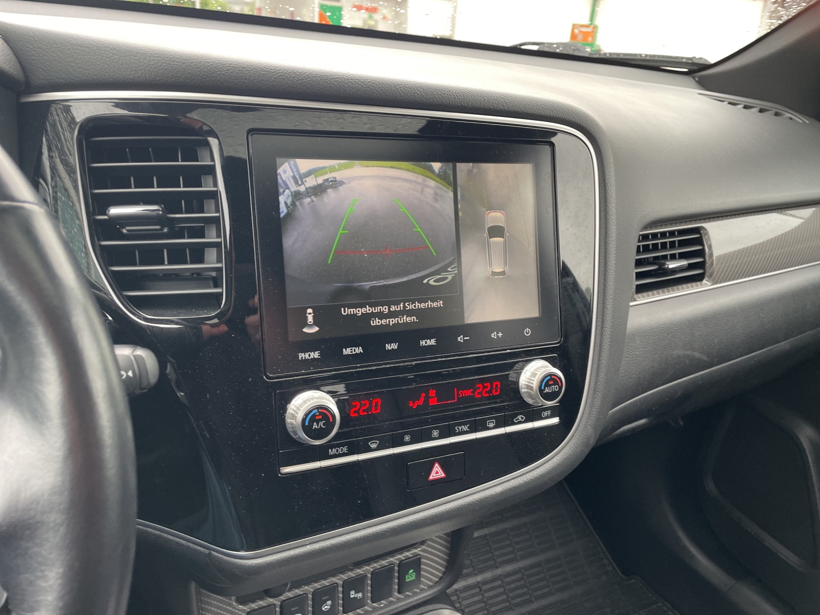 MITSUBISHI Outlander 2.4 PHEV Diamond-image-11
