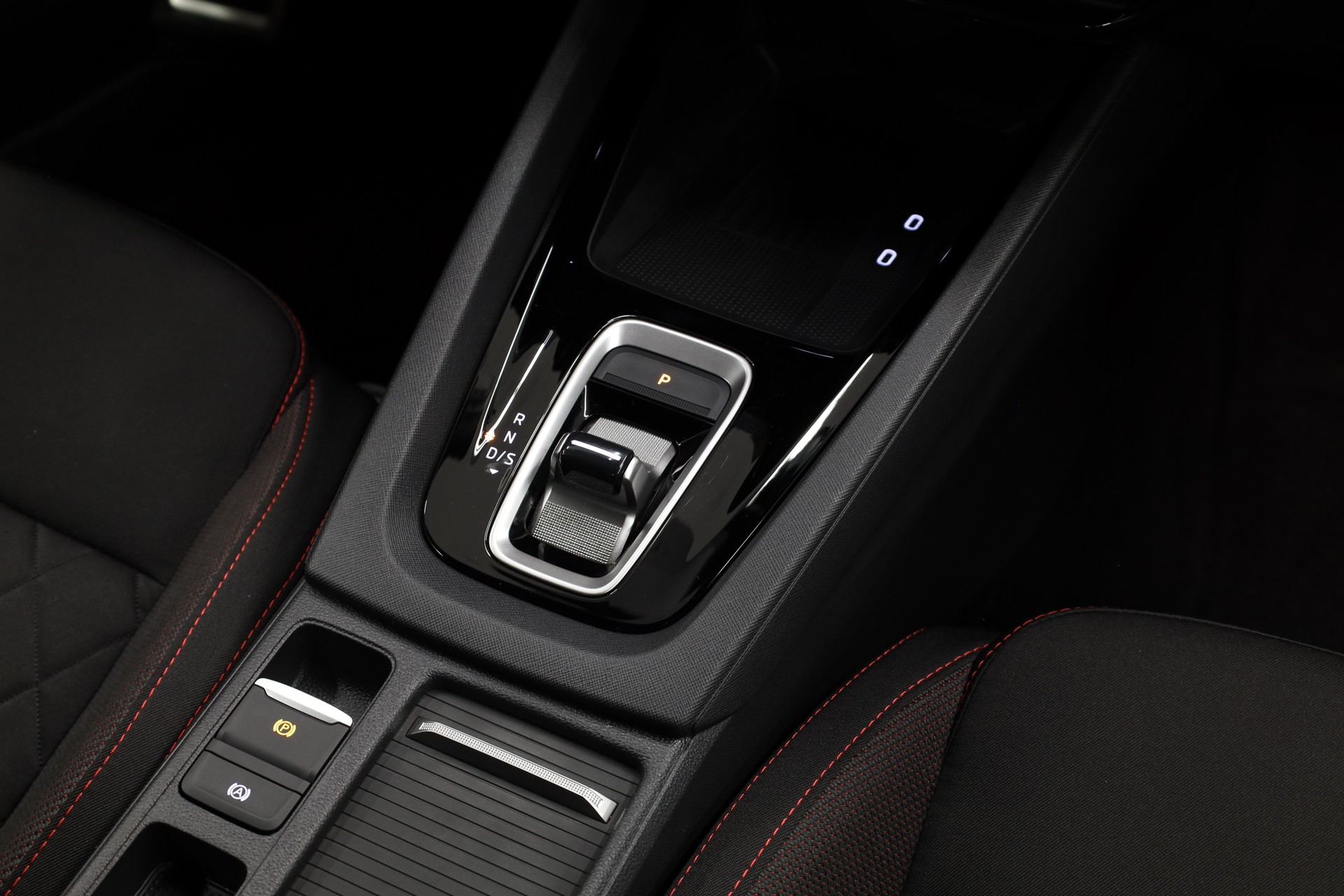 SKODA Octavia Limousine 2.0 TSI RS DSG-image-19