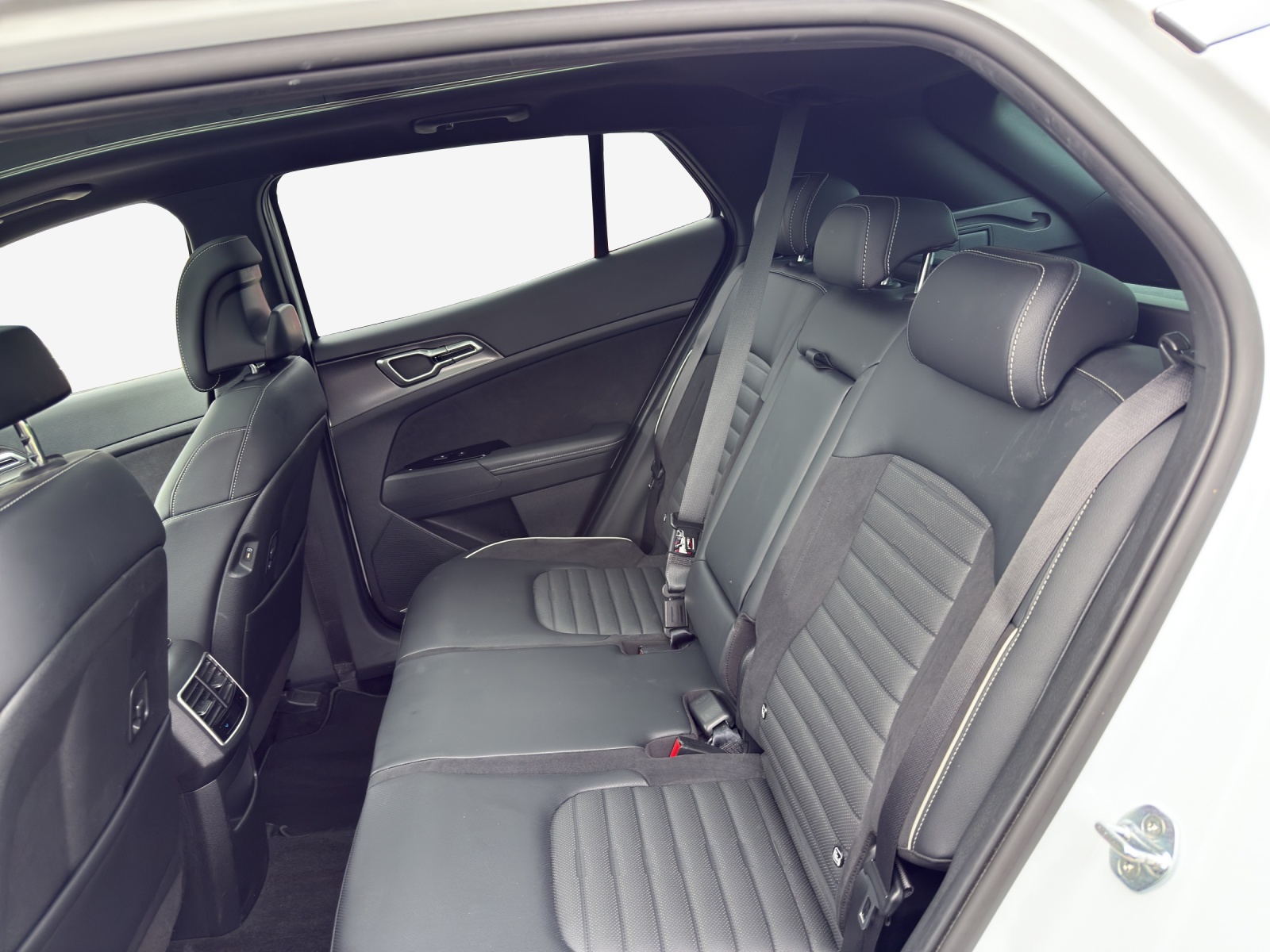 KIA Sportage 1.6T-GDi HEV GT-Line 4x4 A-image-11