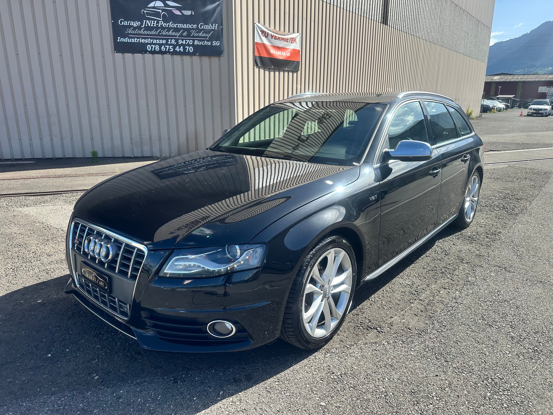 AUDI S4 Avant 3.0 TFSI quattro S-tronic-image-2