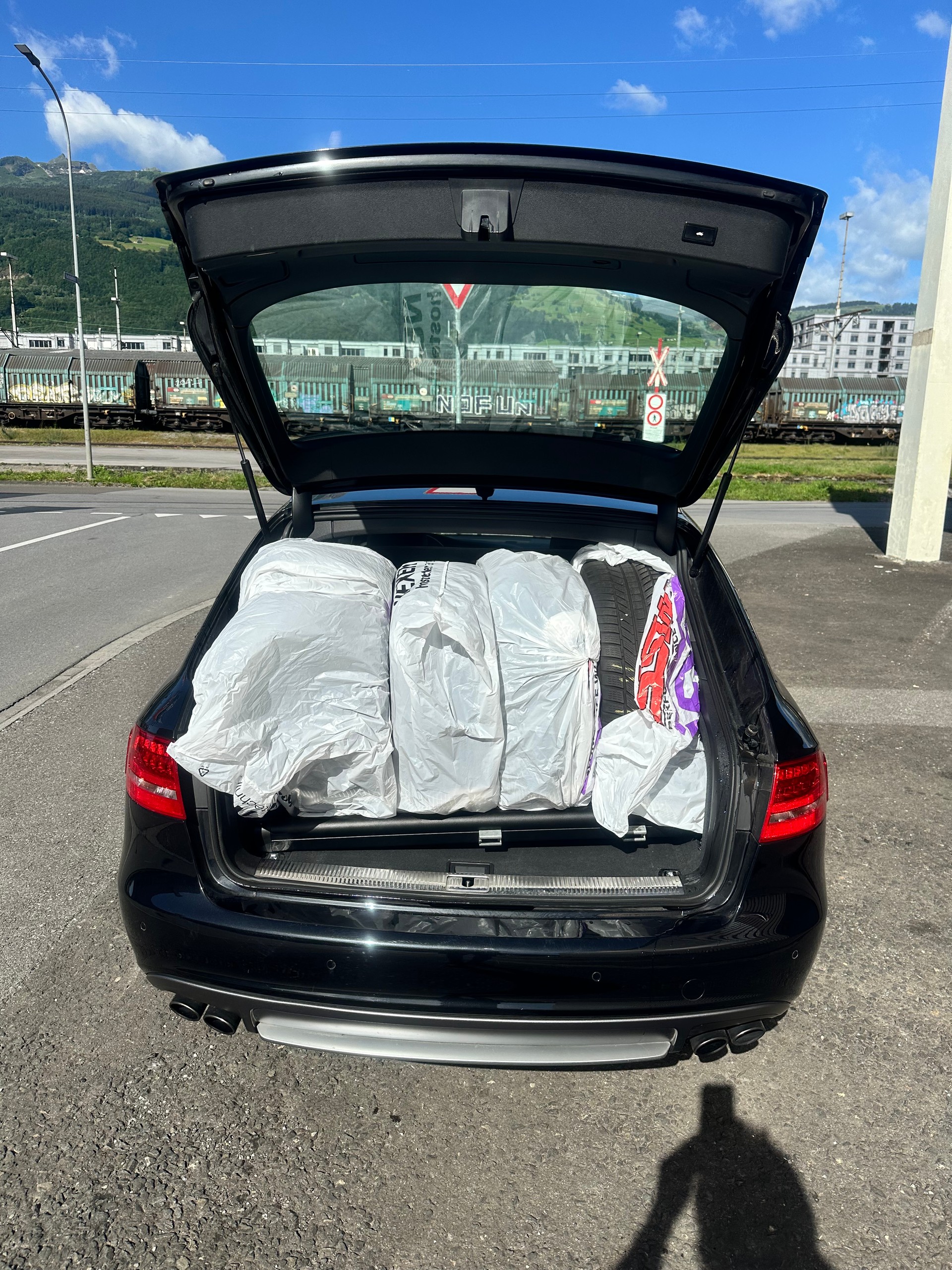 AUDI S4 Avant 3.0 TFSI quattro S-tronic-image-6
