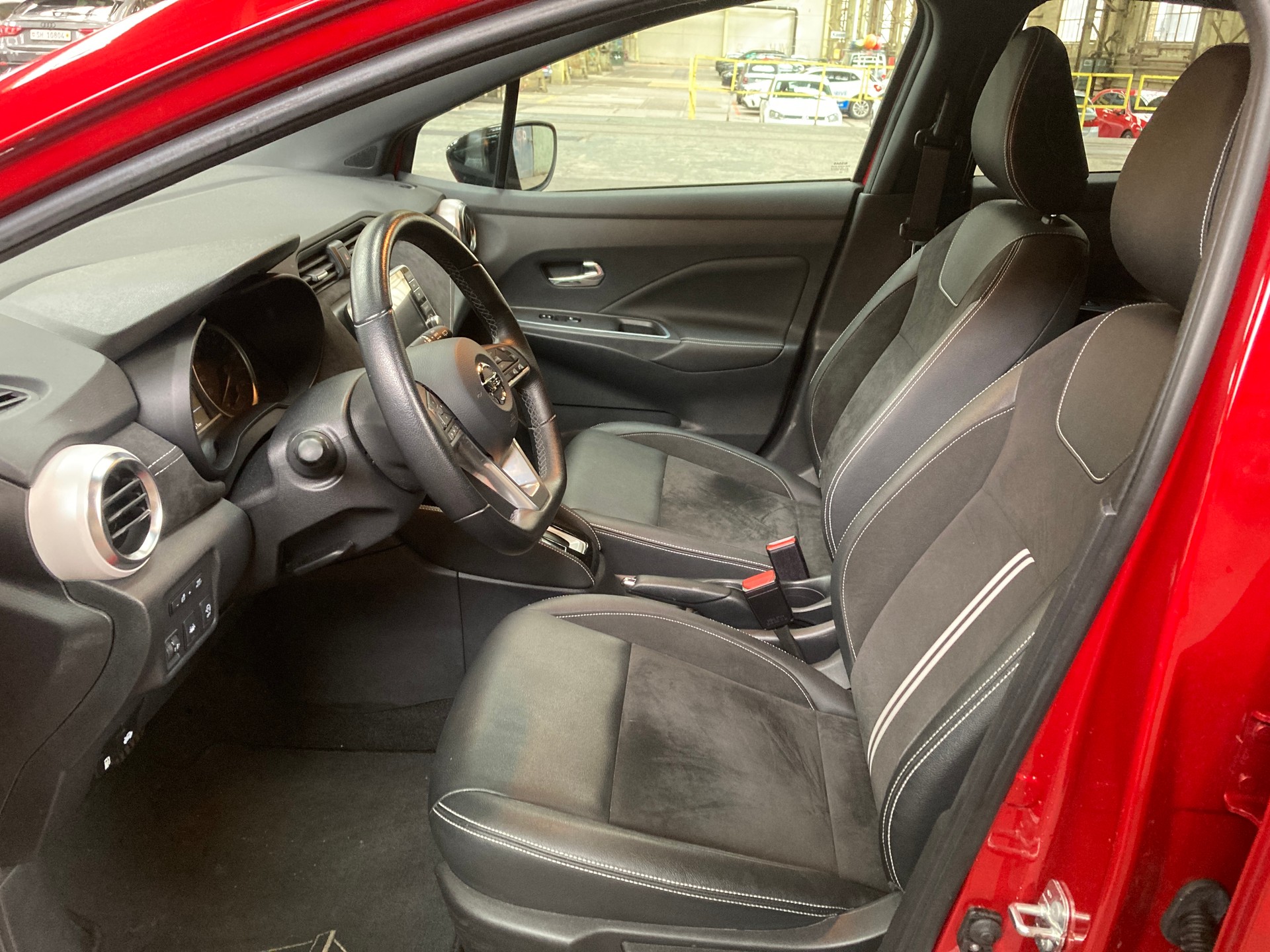 NISSAN Micra IG-T n-sport Xtronic-image-10