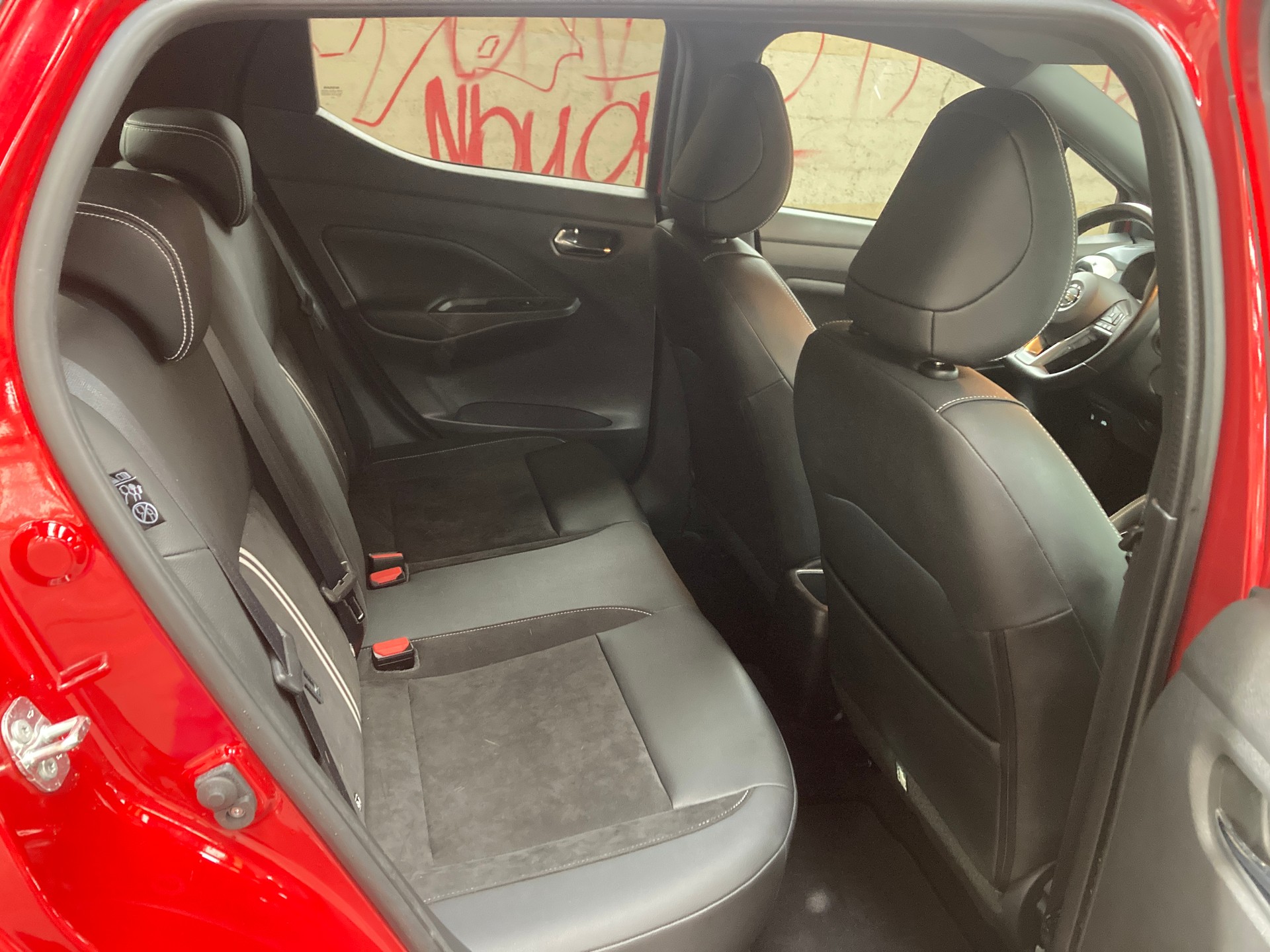 NISSAN Micra IG-T n-sport Xtronic-image-12
