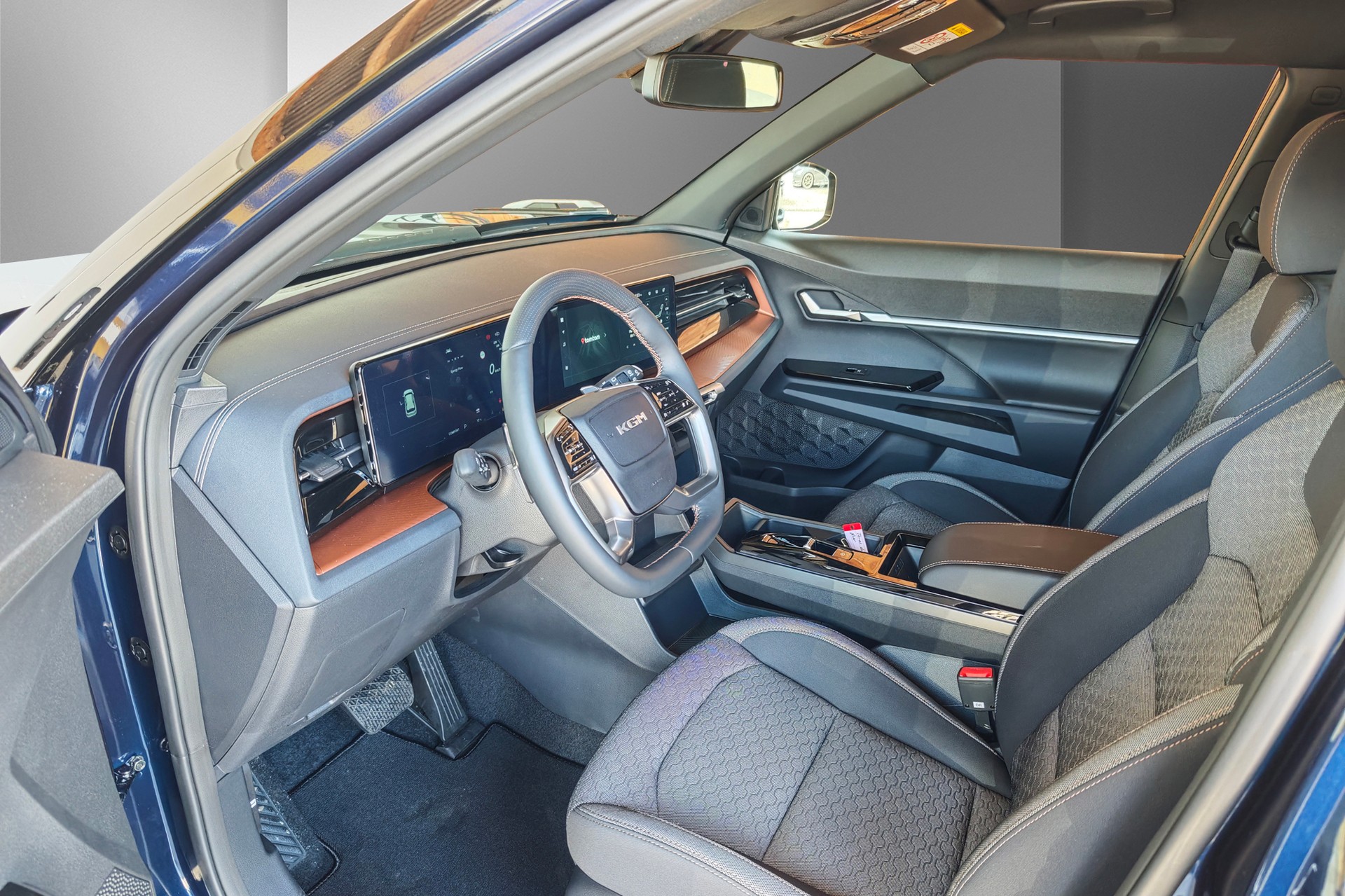 KGM-SsangYong Torres 1.5 TGDI Hybrid Platinum AT-image-8