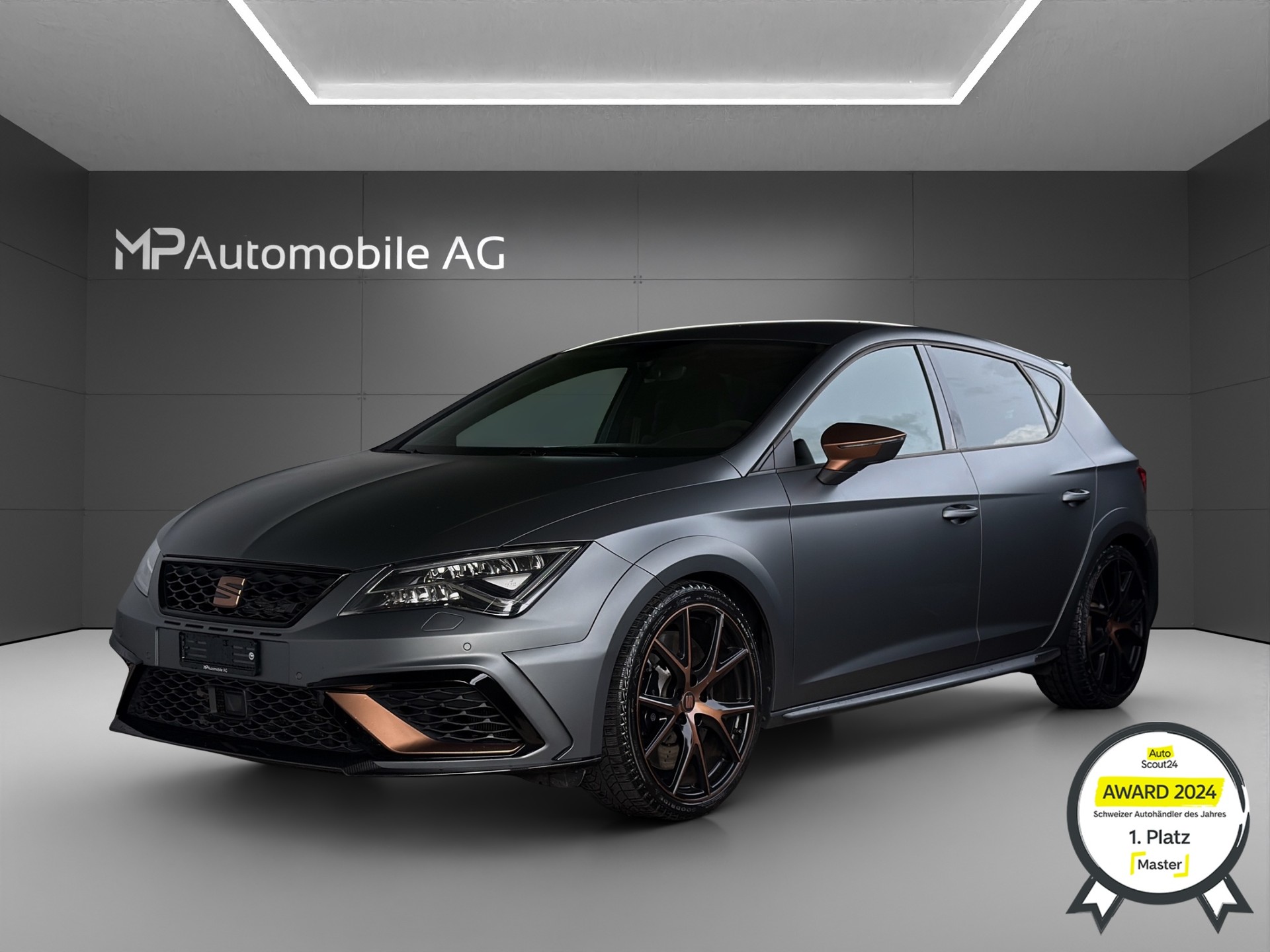 SEAT Leon 2.0 TSI Cupra R DSG-image-0