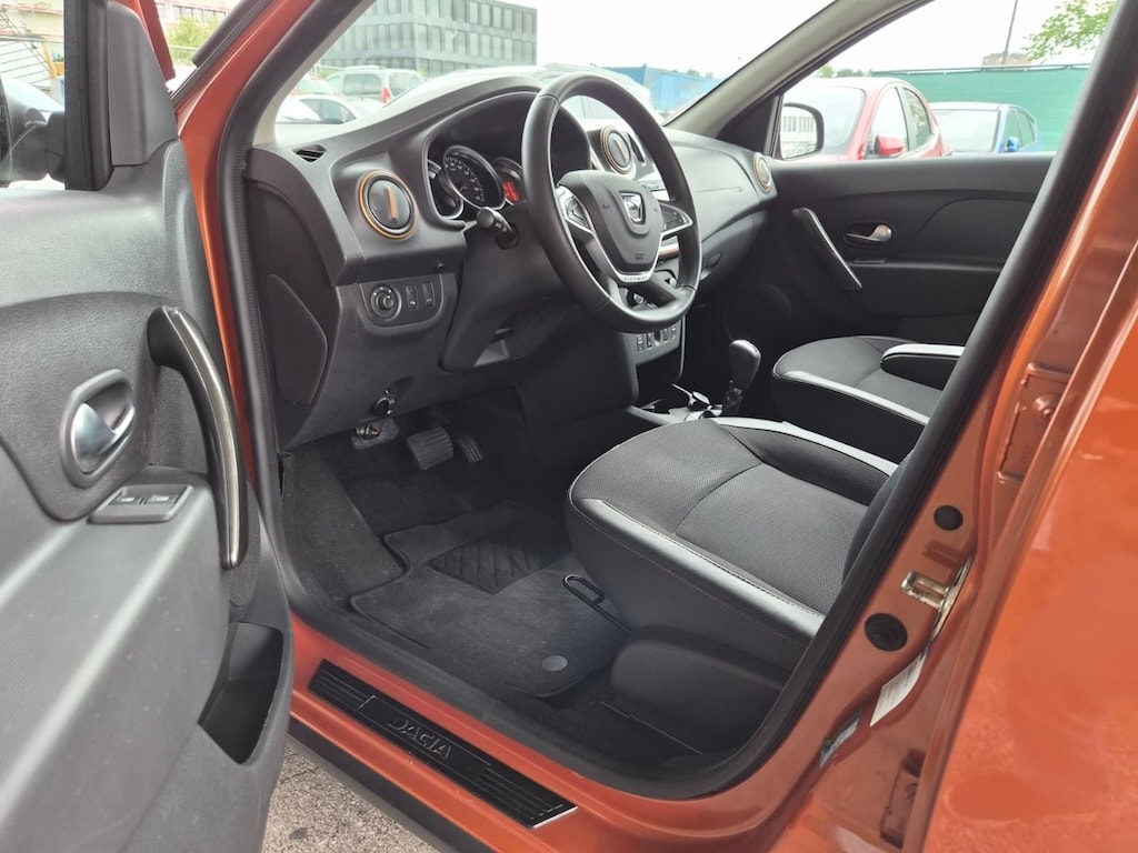 DACIA Sandero Tce 90 Stepway Unlimited Automatic-image-7